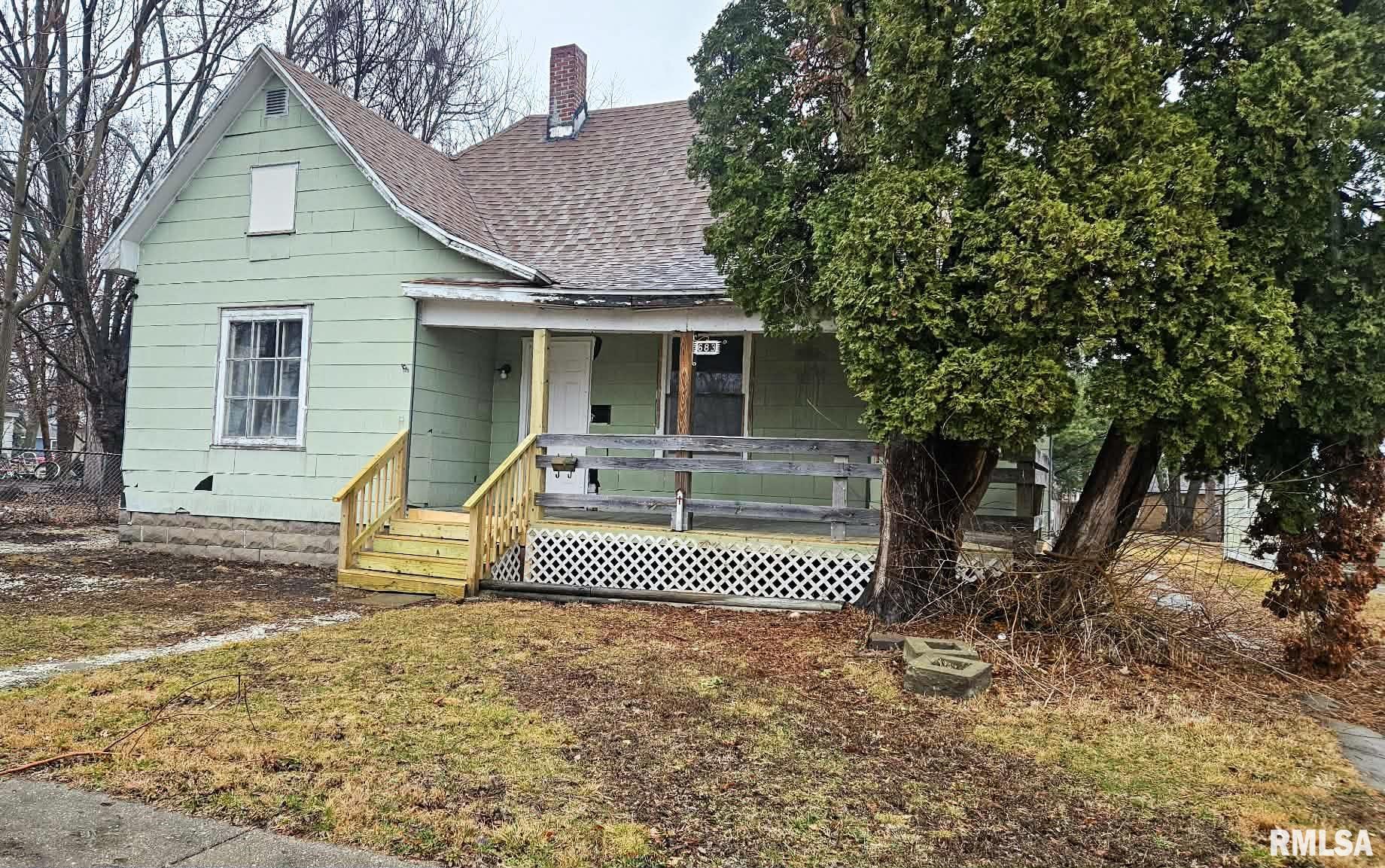683 BAXTER Court