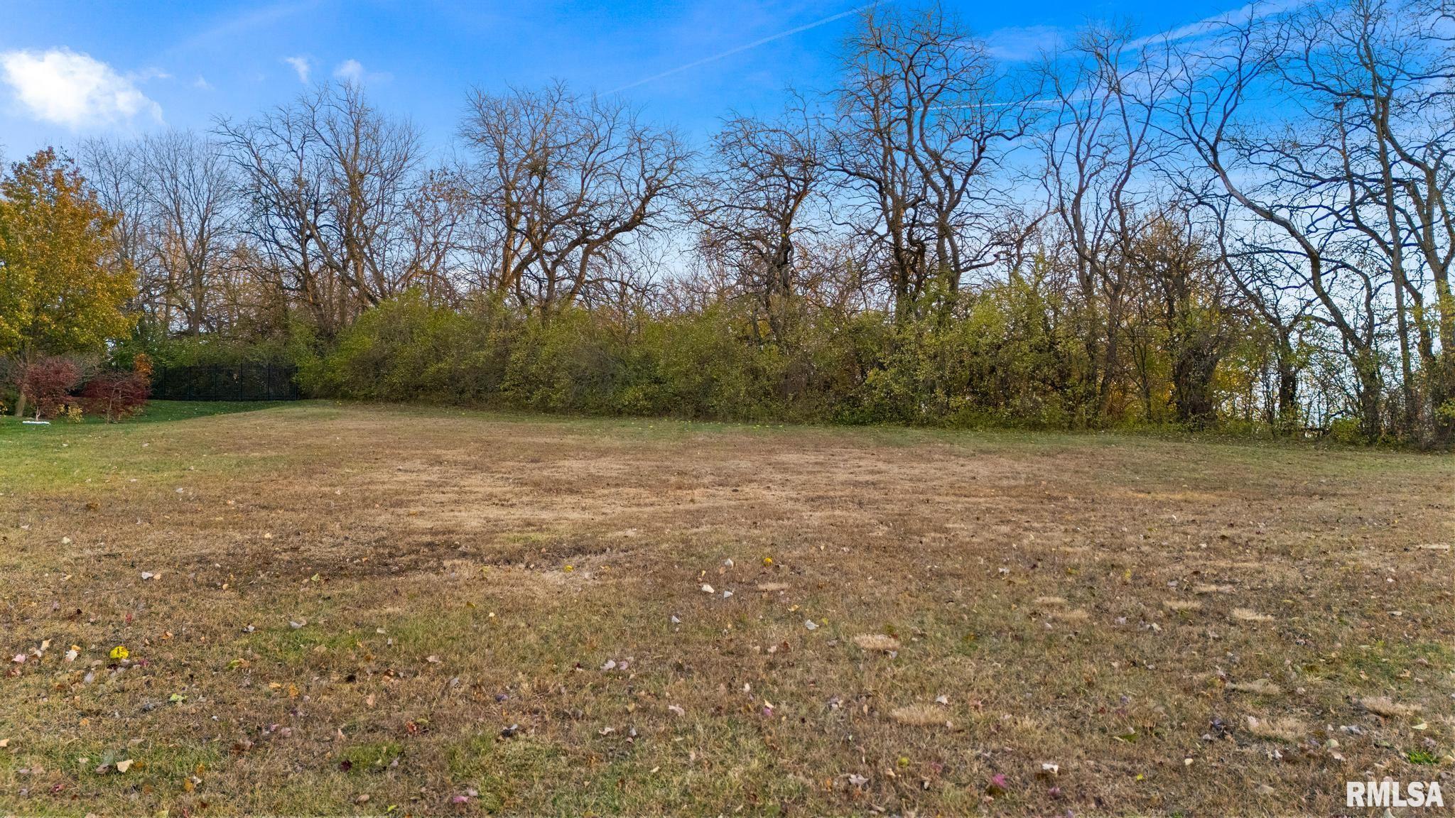 2203 W Augusta Drive Property Photo 1