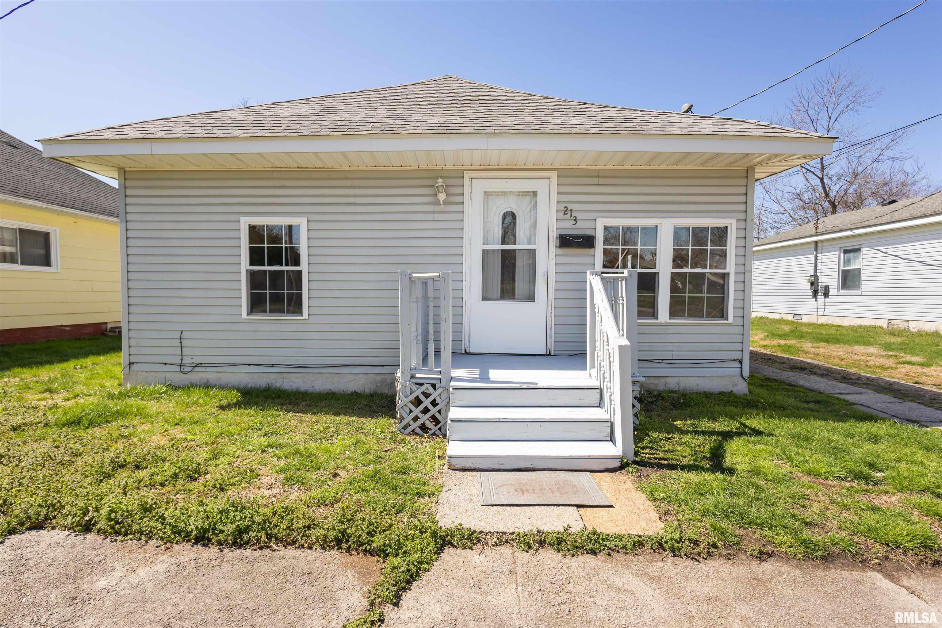 213 S Gardner Street Property Photo 1