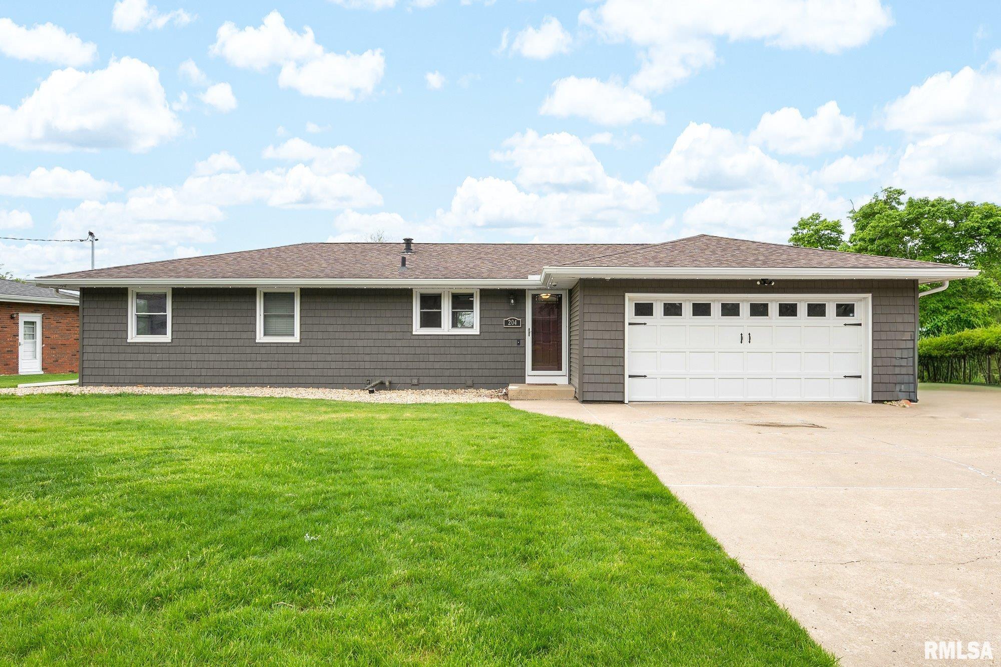 204 Northshore Drive Property Photo 1