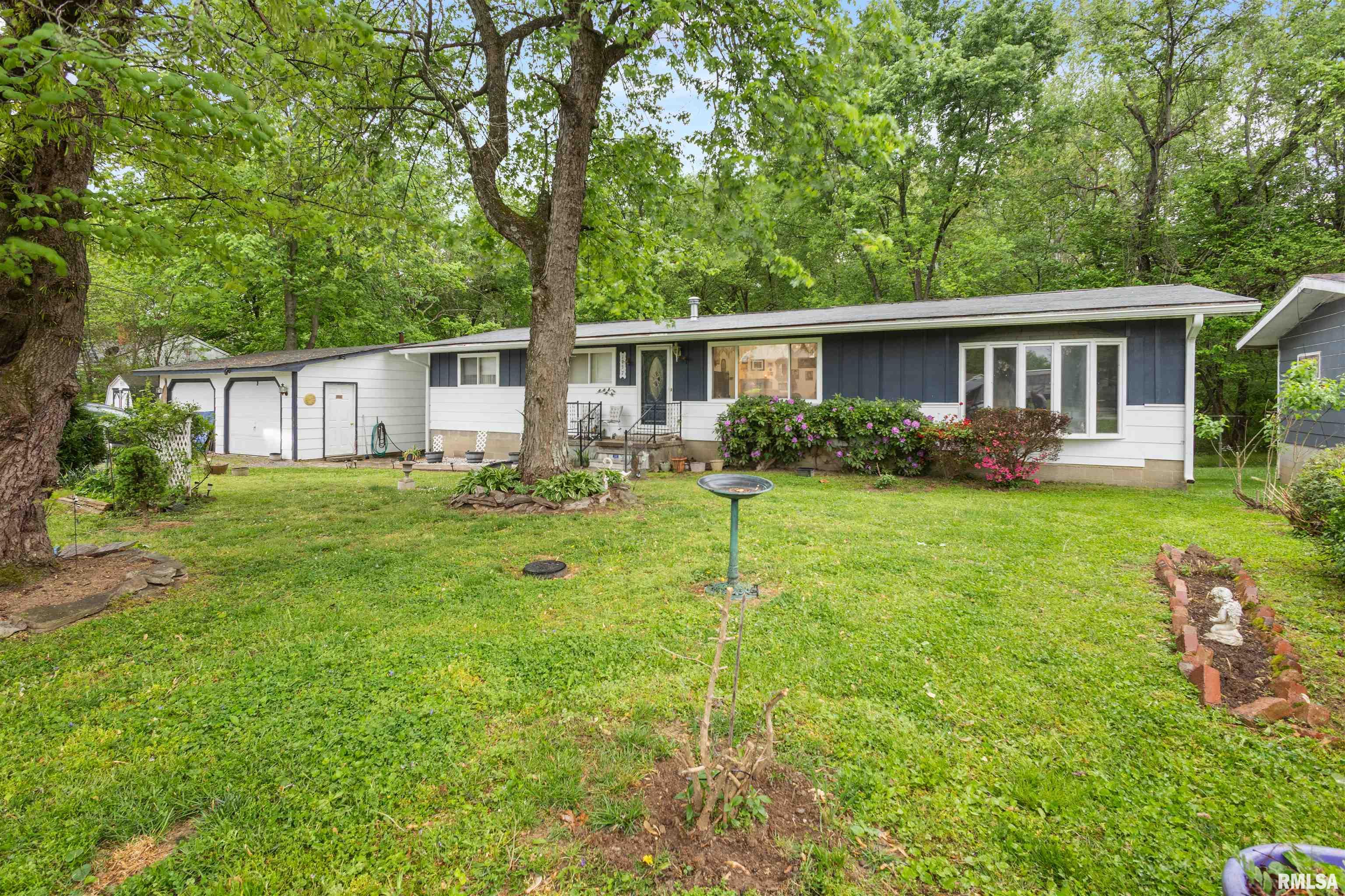 1937 4th Street Property Photo 1