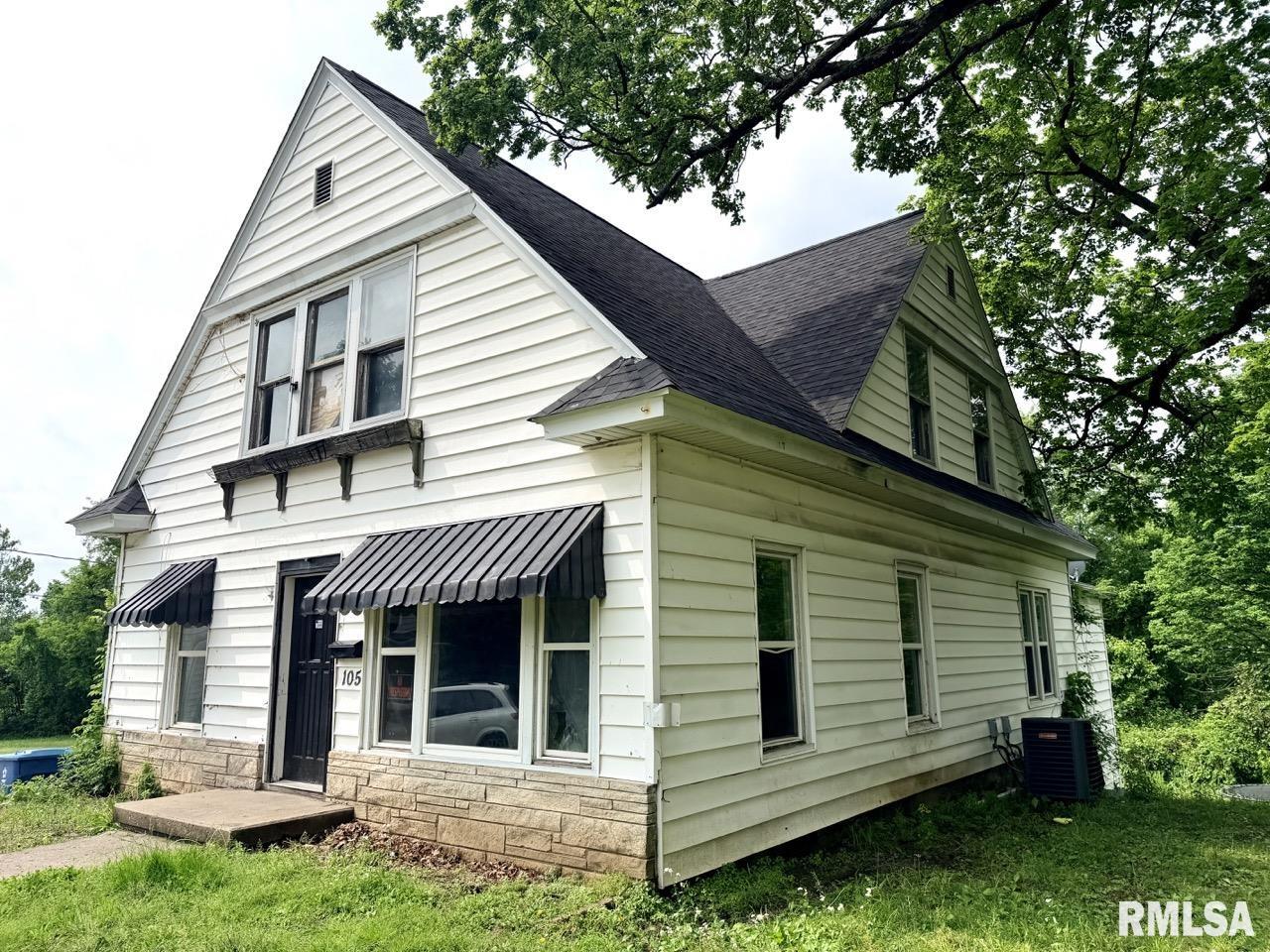 105 E Spring Street Property Photo 1
