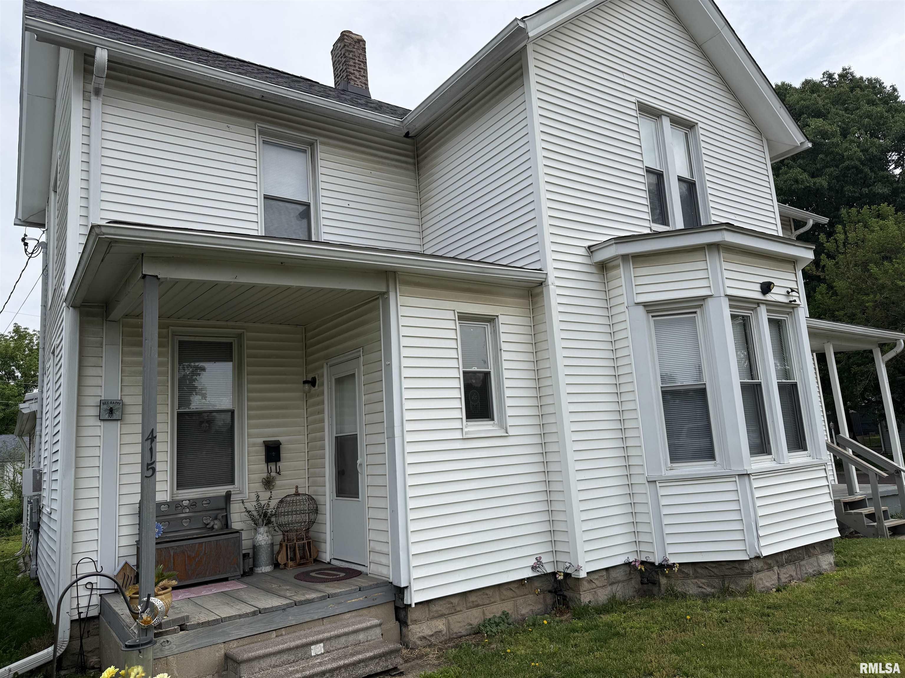 415 Willow Street Property Photo 1