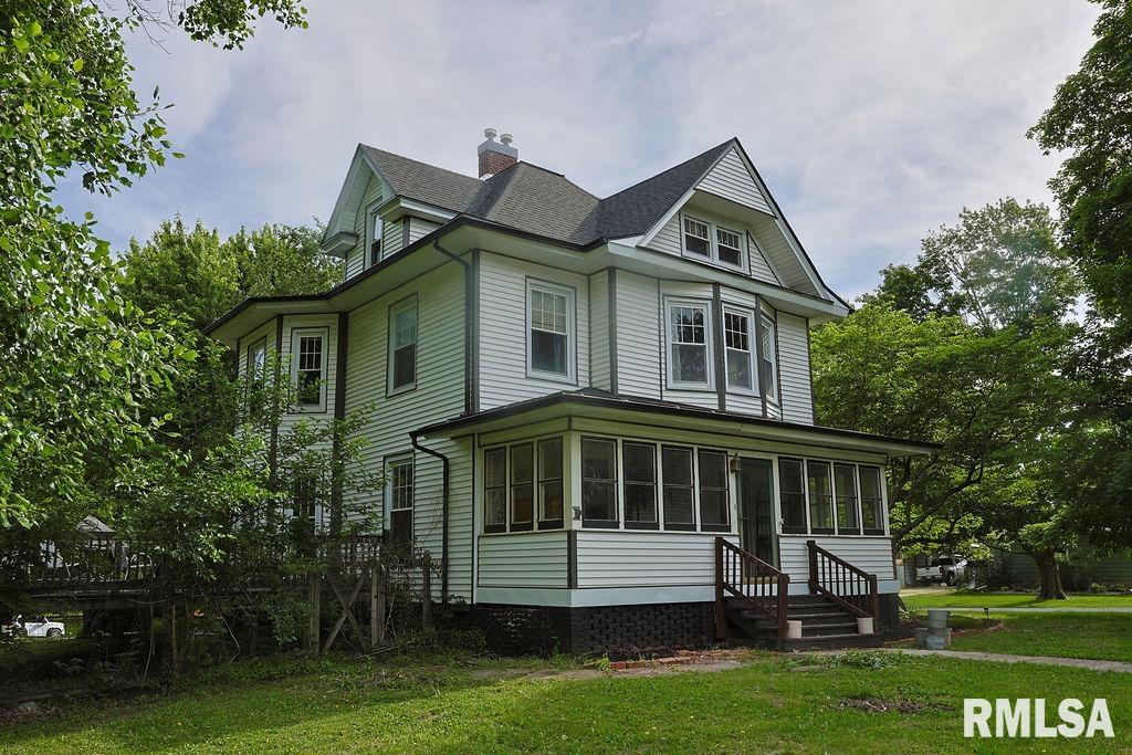 540 E MAIN Street