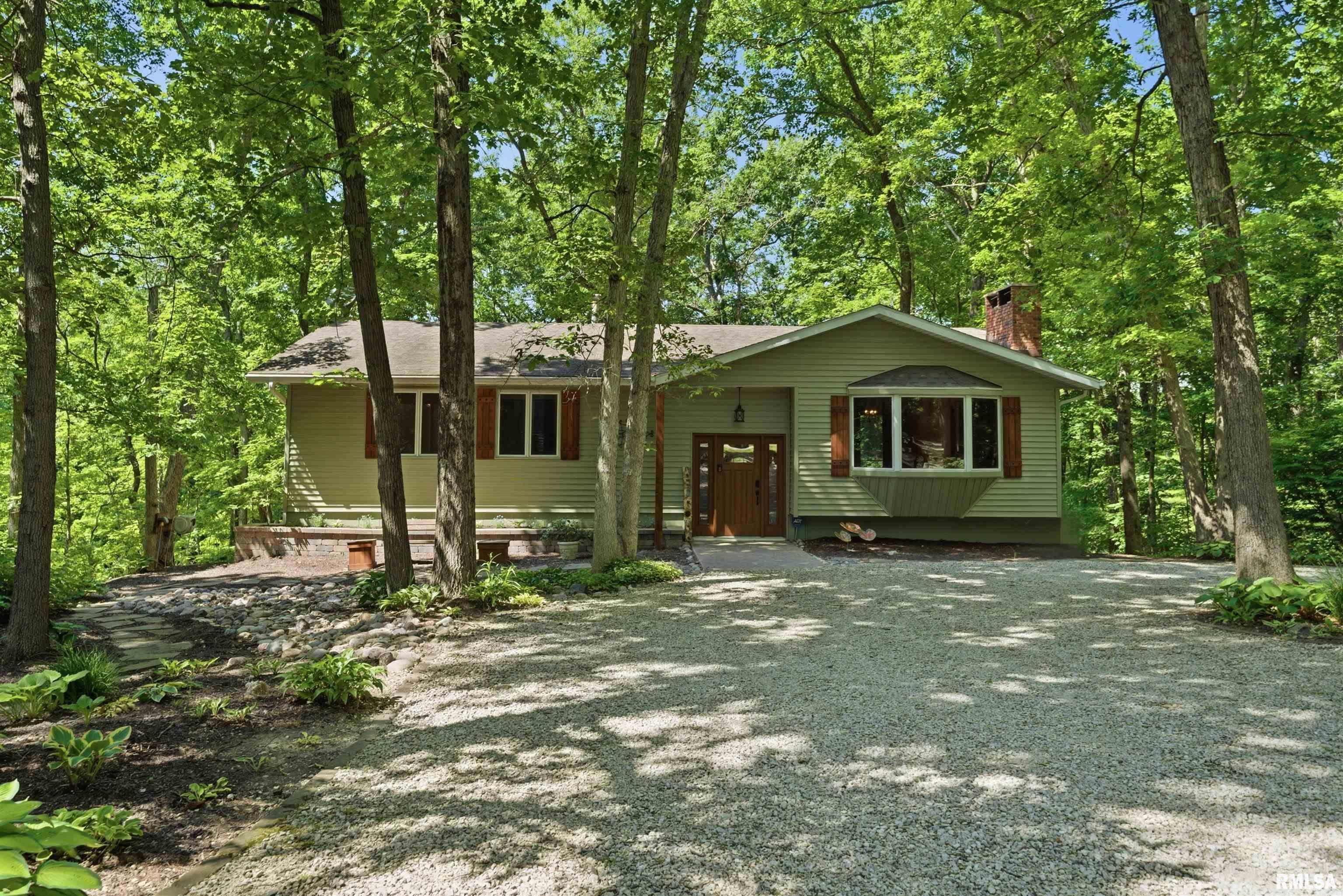 1323 E Truitt Road Property Photo 1