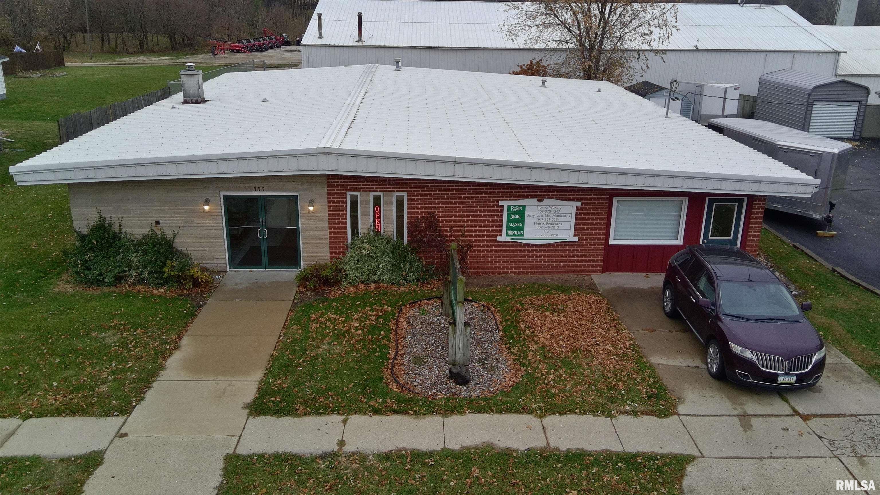 533 W Main Street Property Photo 1