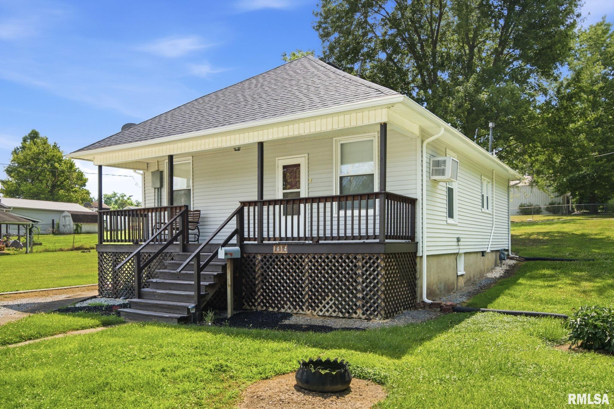 1414 Newton Avenue Property Photo 1