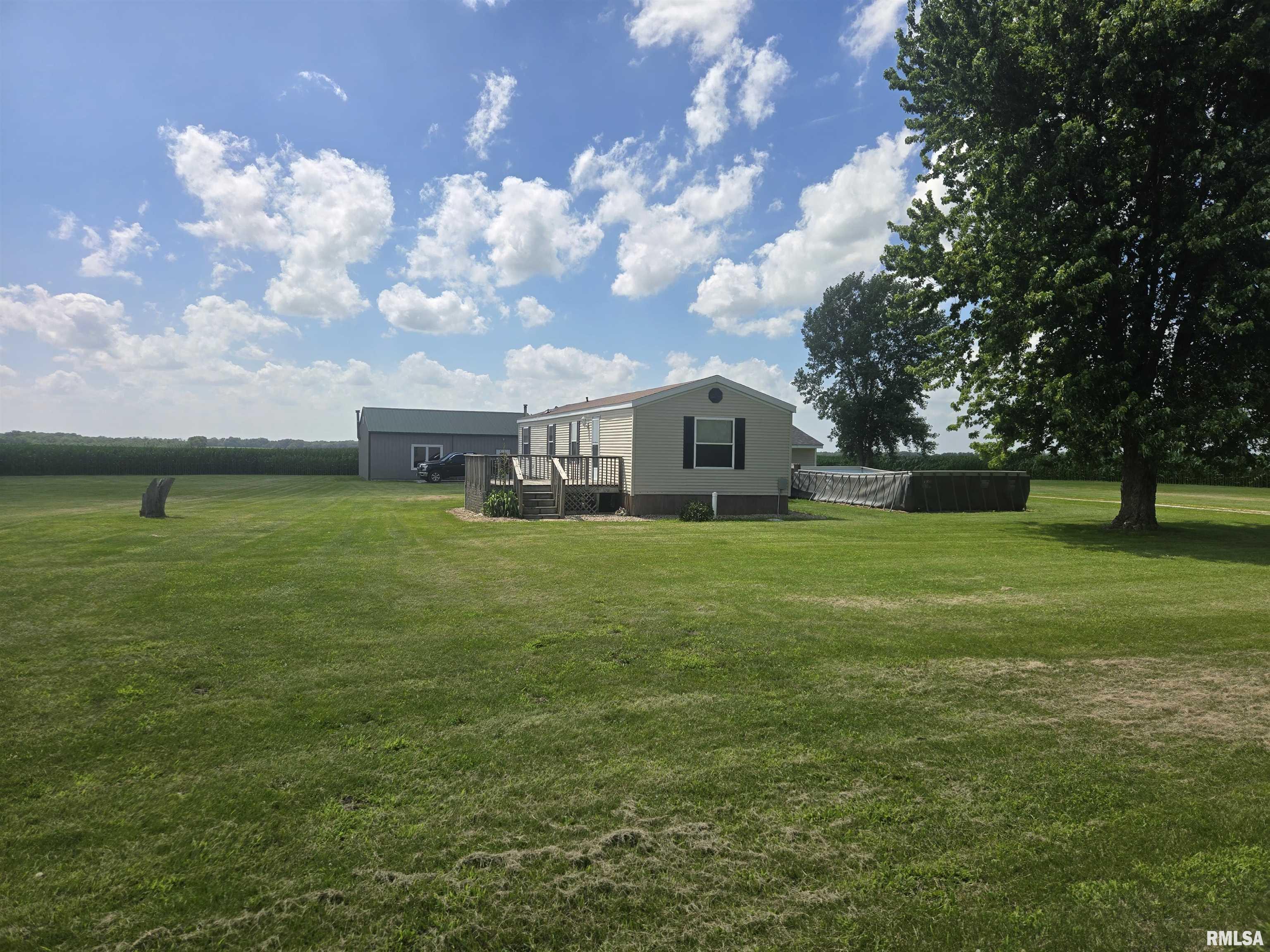 3096 E County Road 2000 Road Property Photo 1