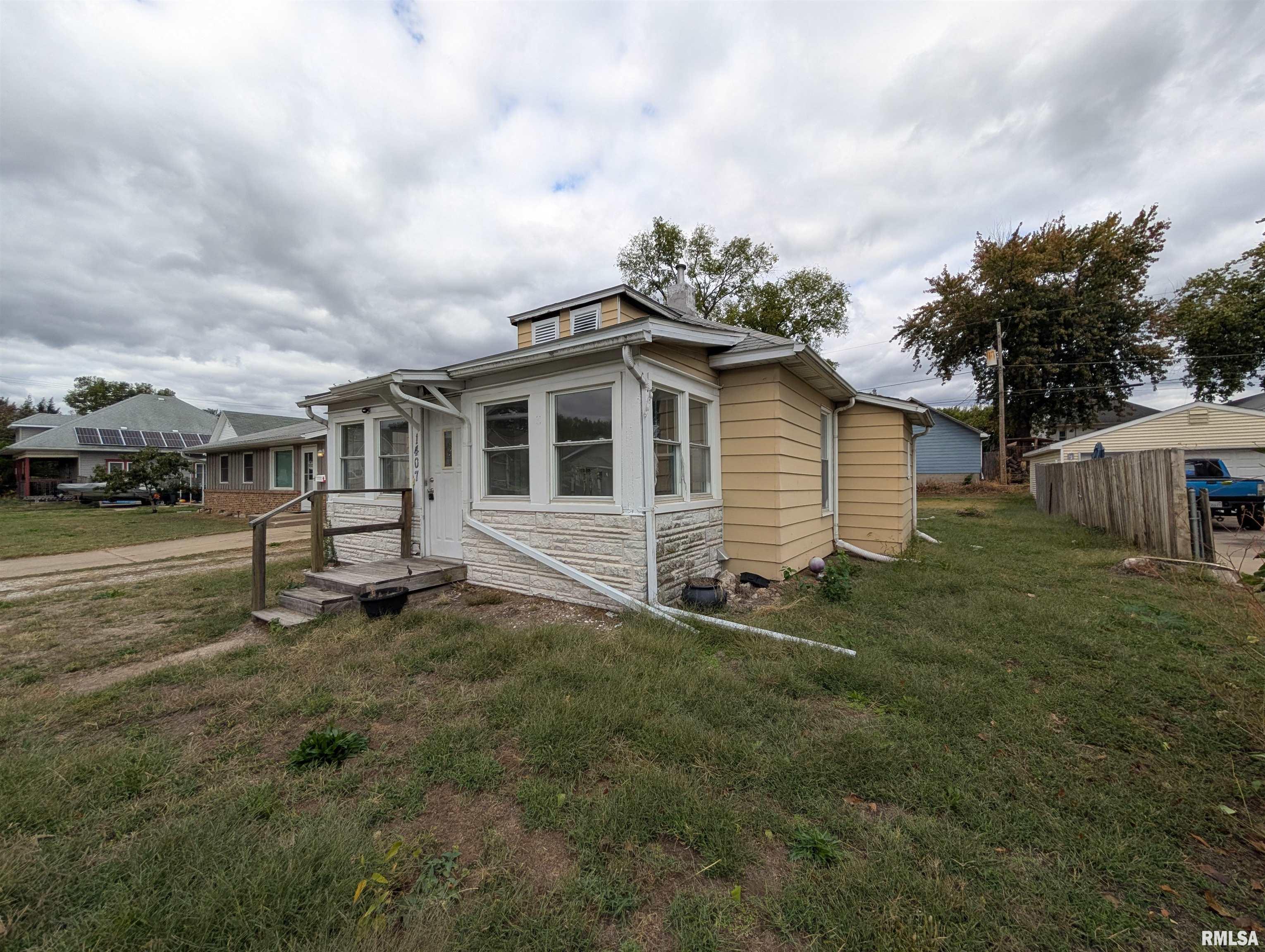 1407 Martha Street Property Photo 1