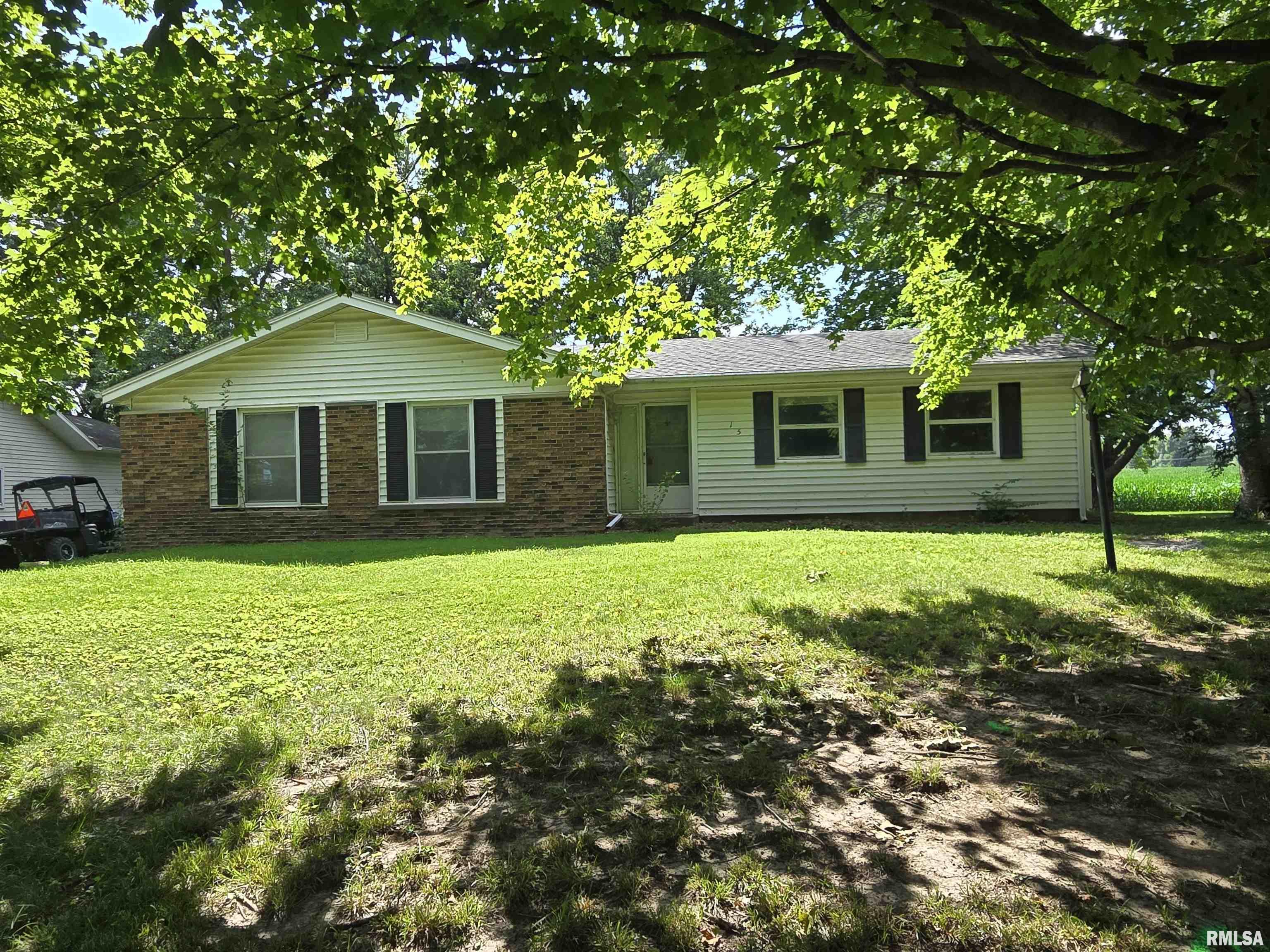 15 Hillcrest Drive Property Photo 1