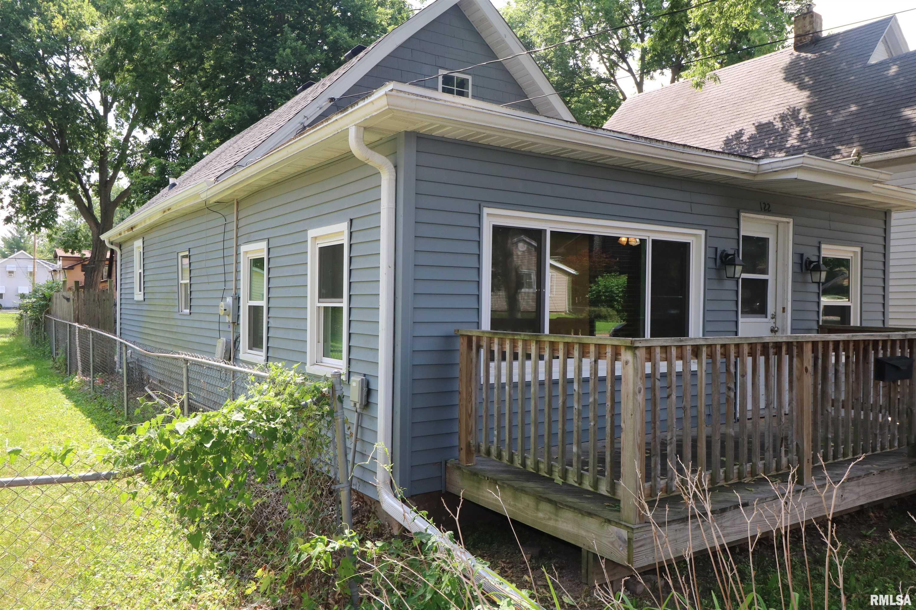 122 N Waverly Avenue Property Photo 1