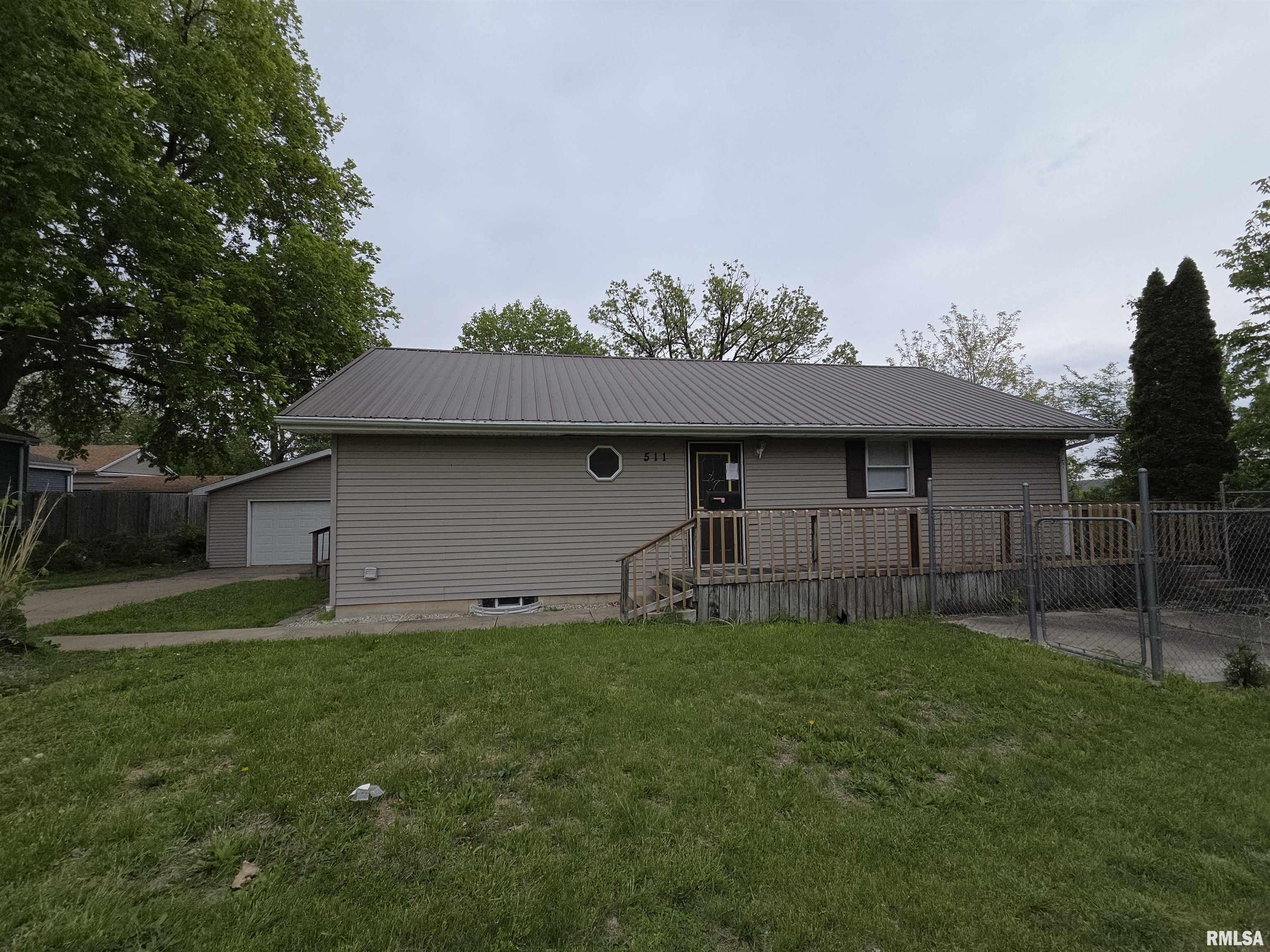 511 West Street Property Photo 1