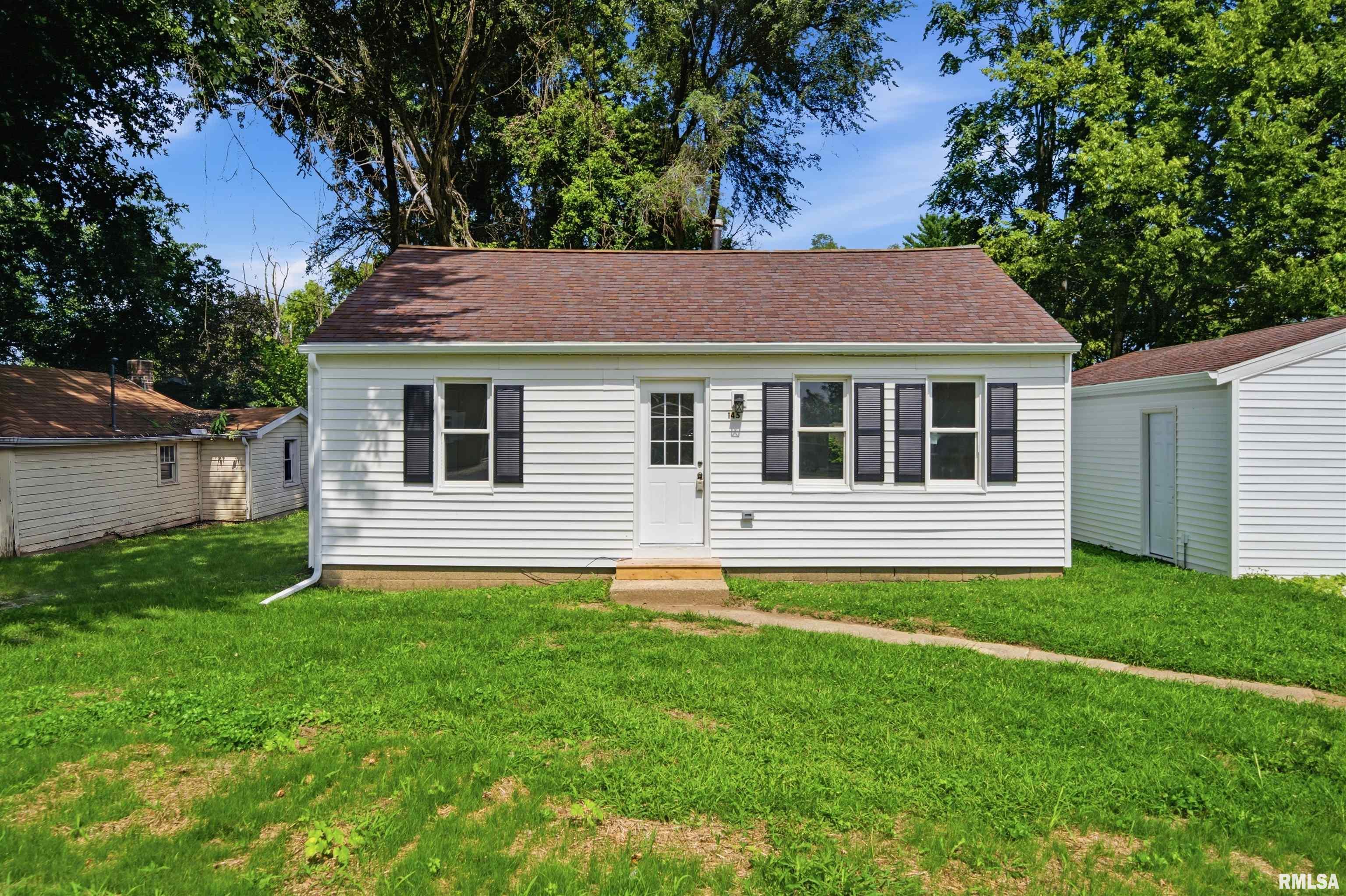 145 Oaklawn Circle Property Photo 1