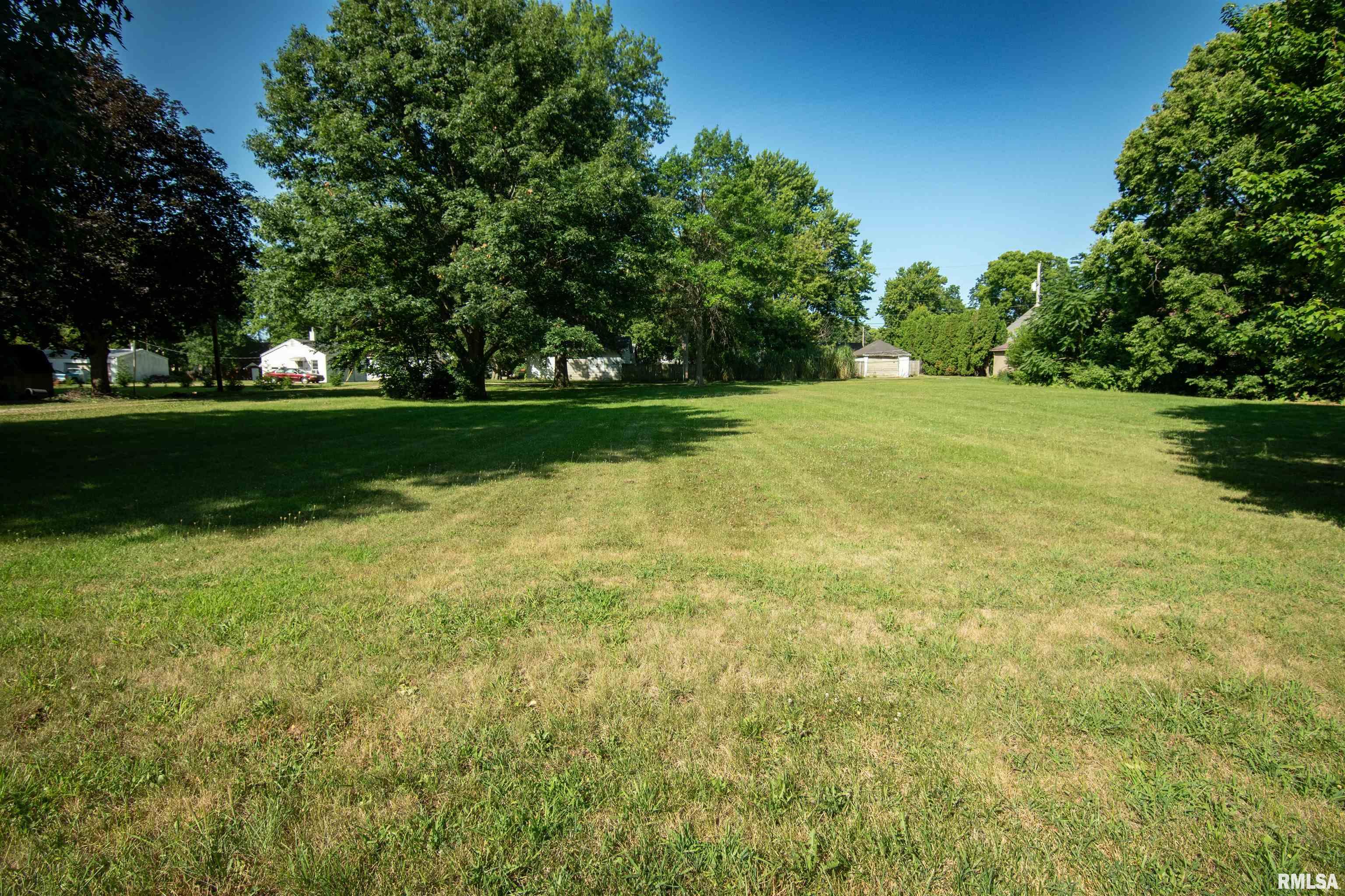 121 E Fremont Street Property Photo 1