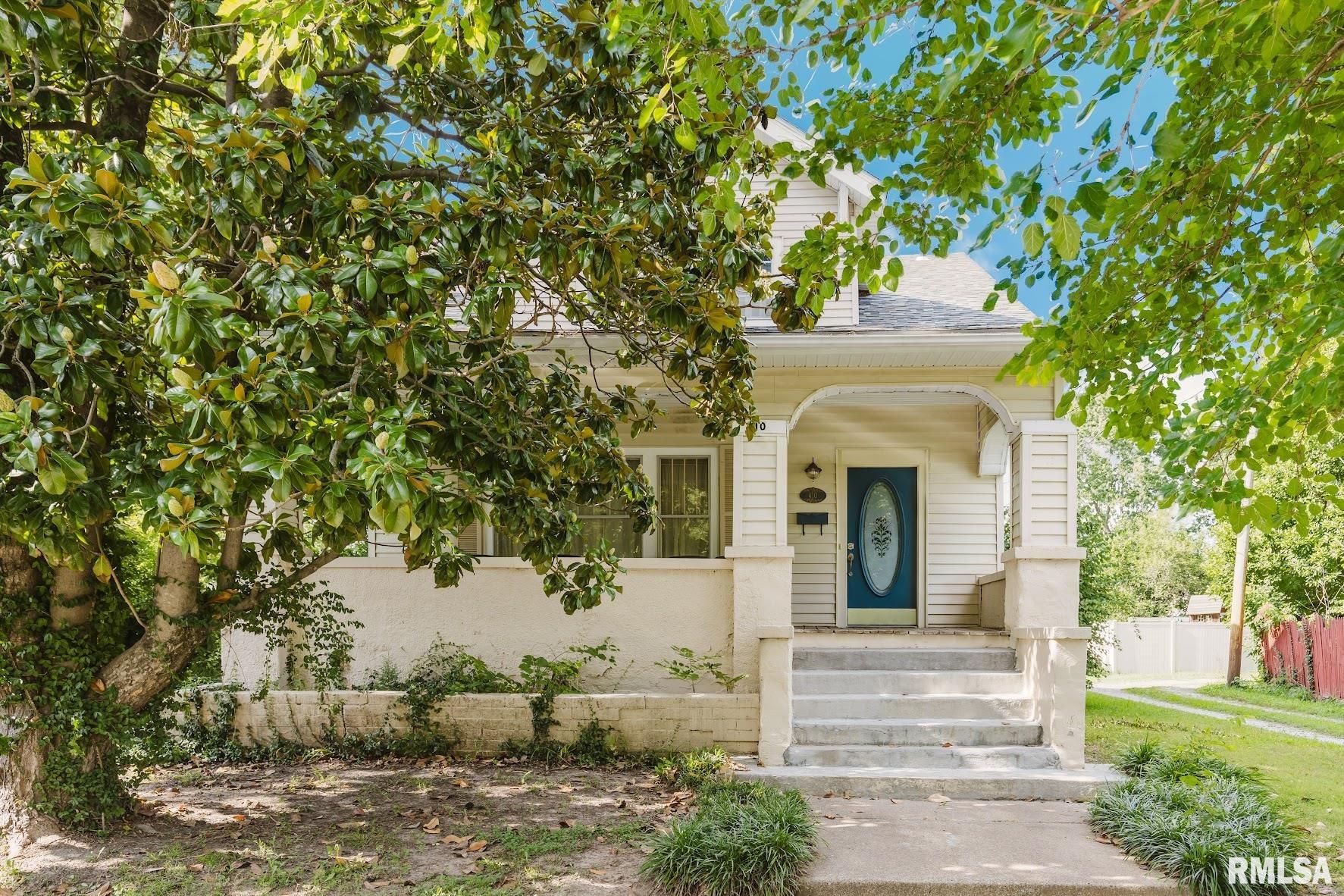 410 E Allen Avenue Property Photo 1