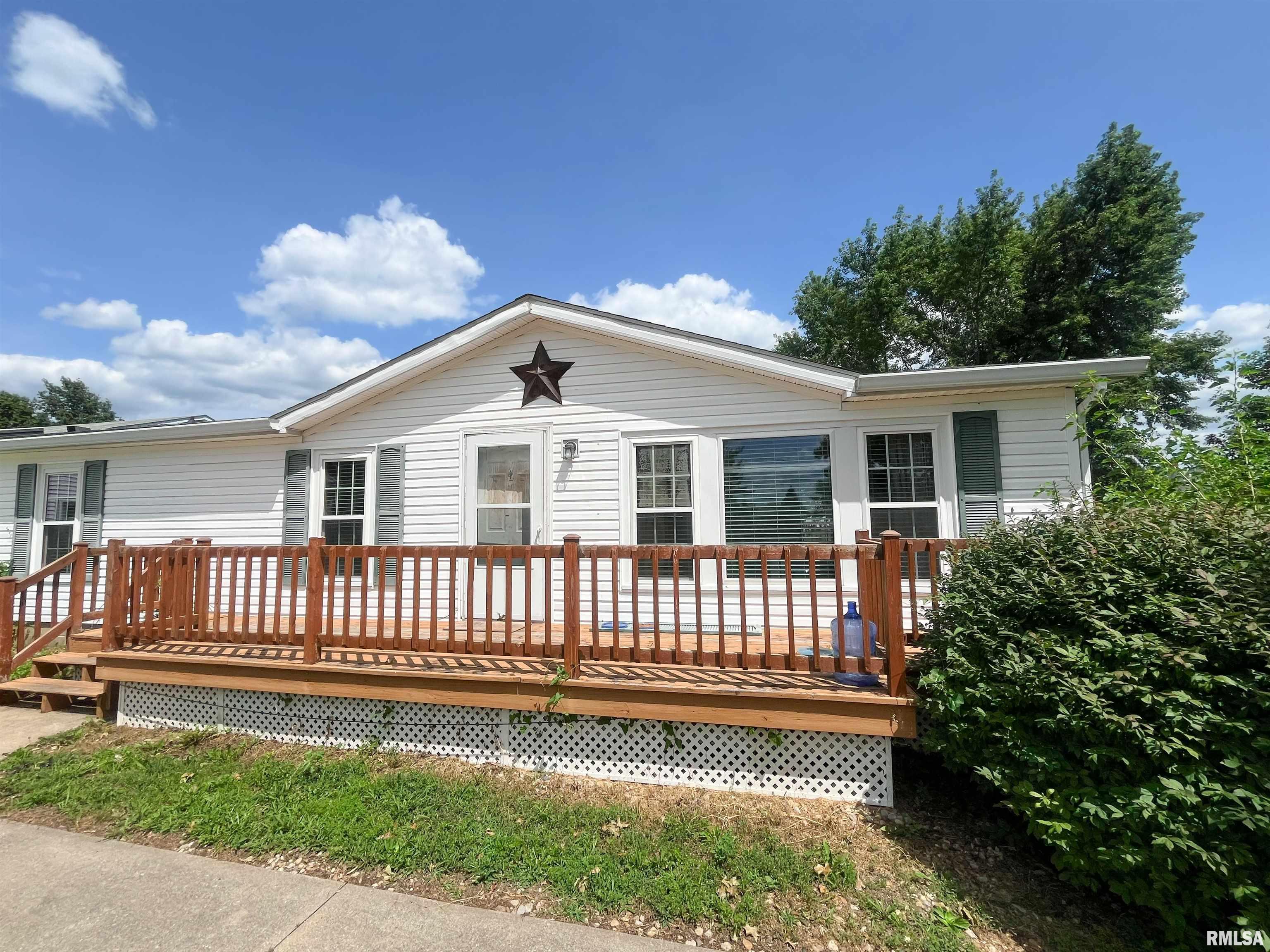 409 233rd Street Property Photo 1