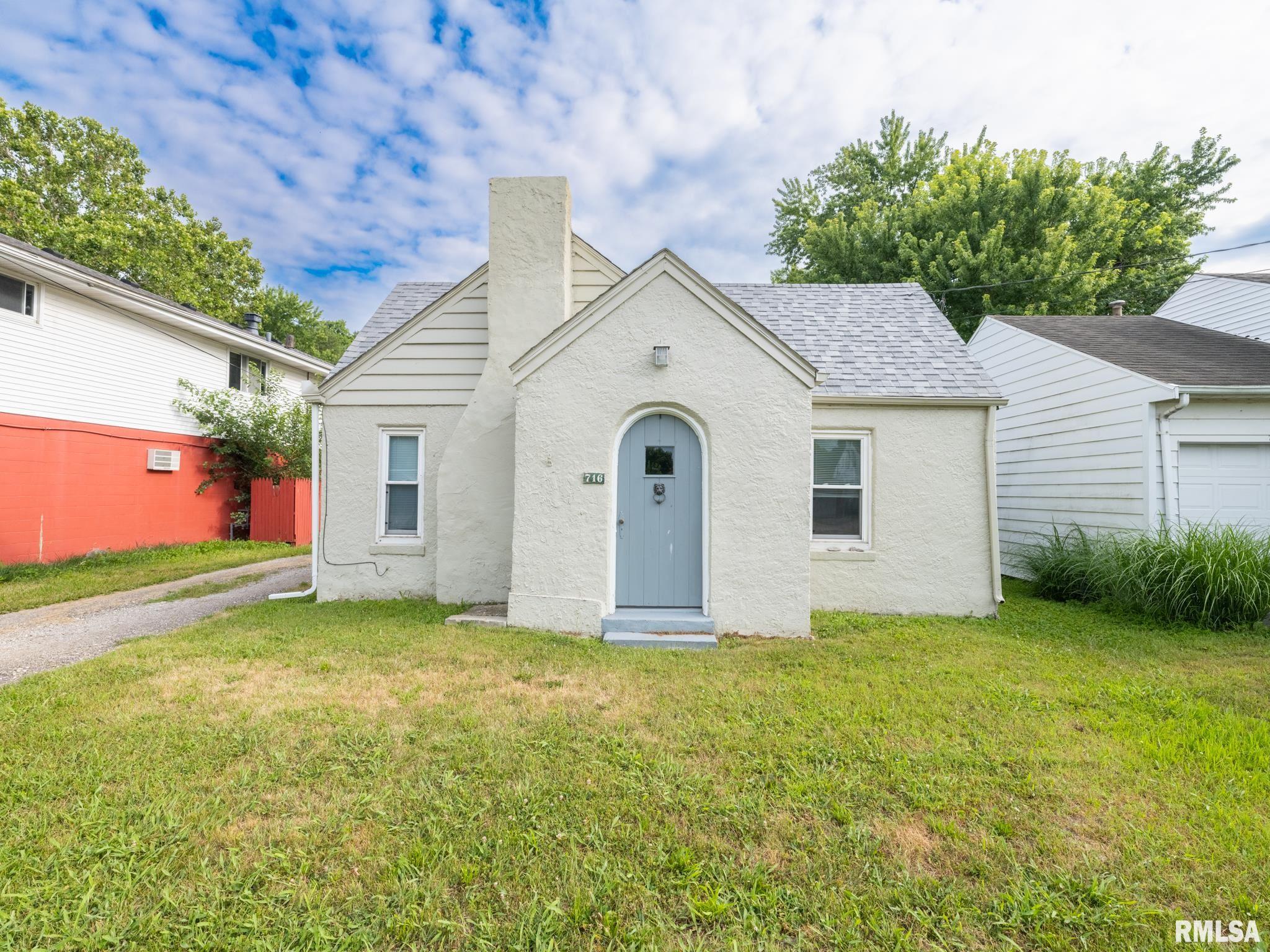 716 MEADOW Avenue