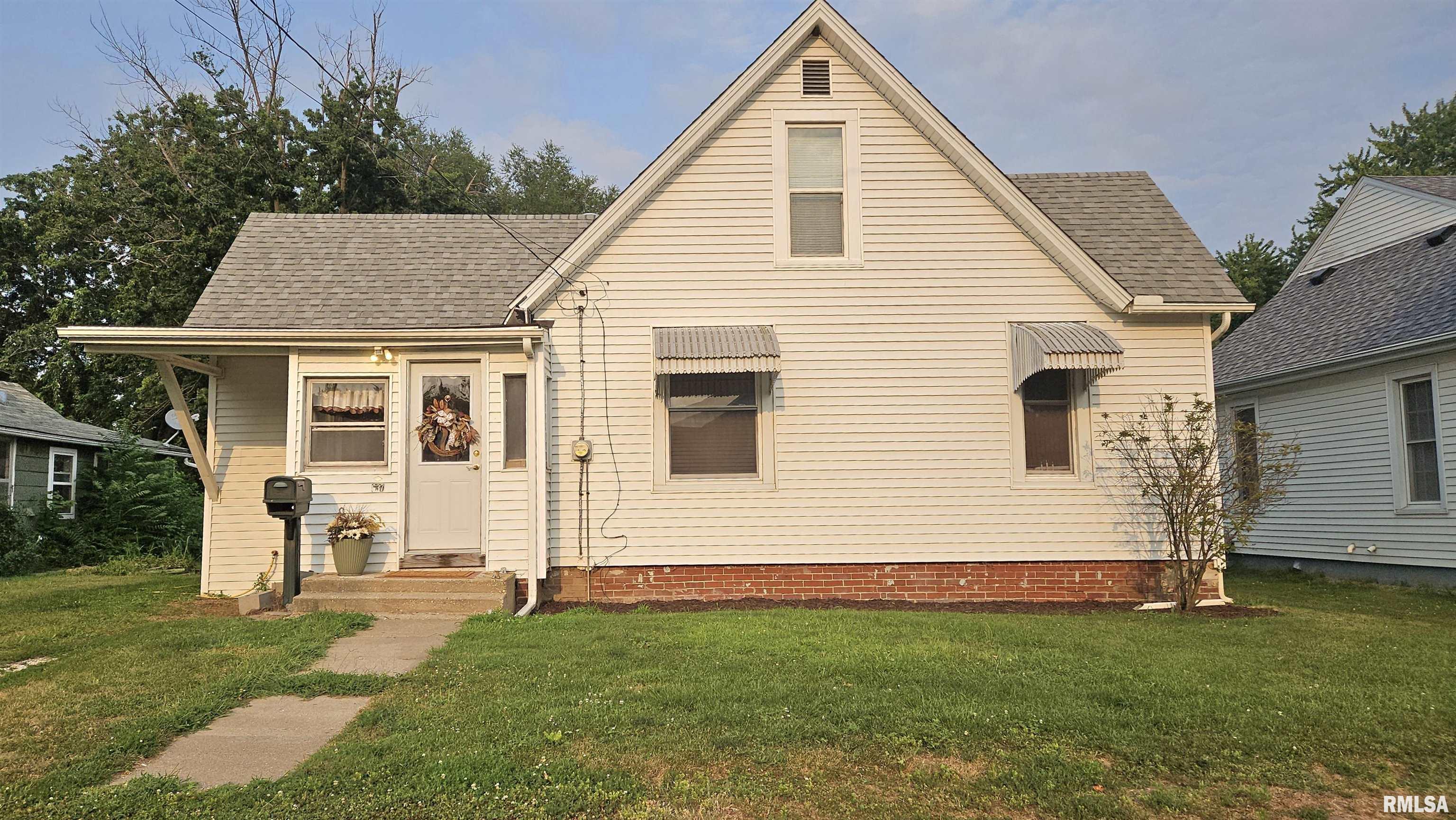 637 S 2nd Avenue Property Photo 1