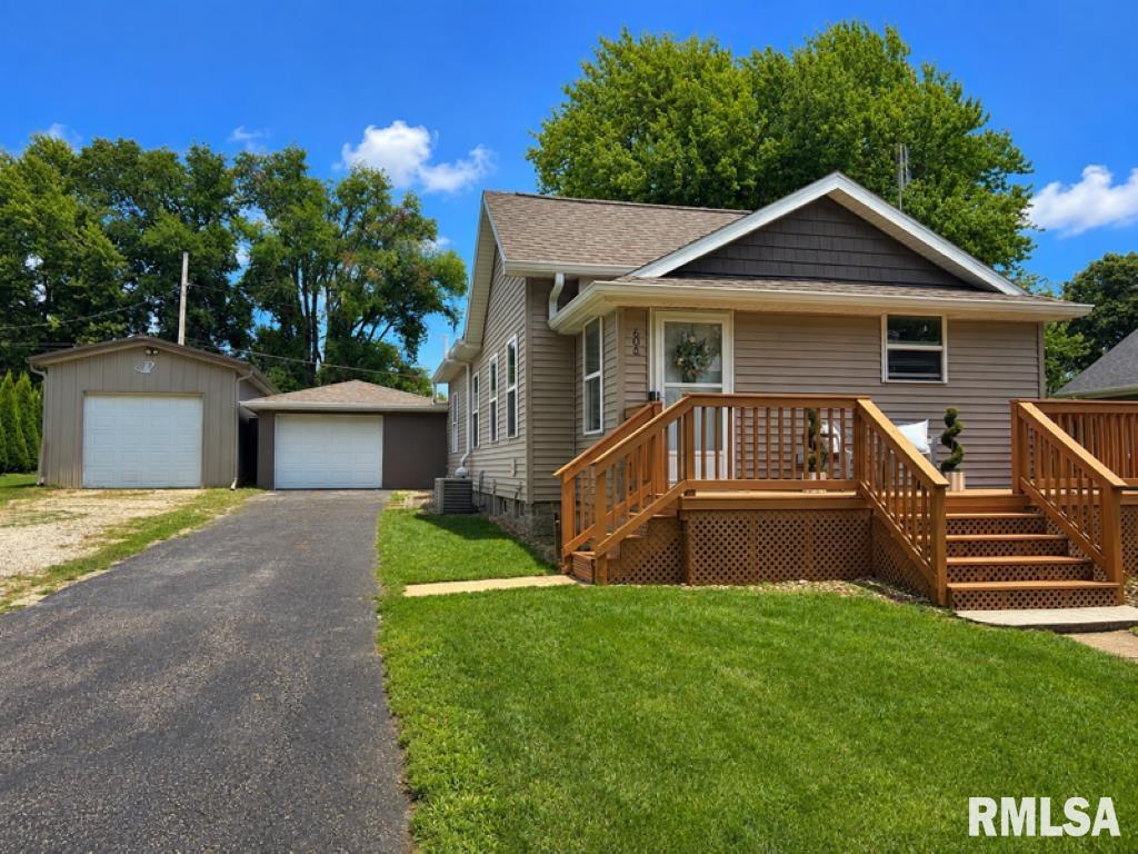 606 N Main Street Property Photo 1