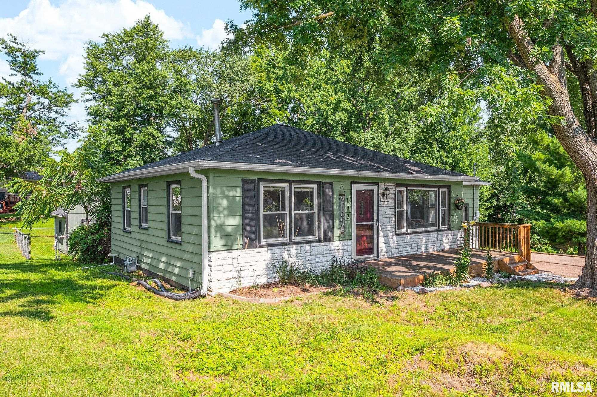 102 Willms Court Property Photo 1