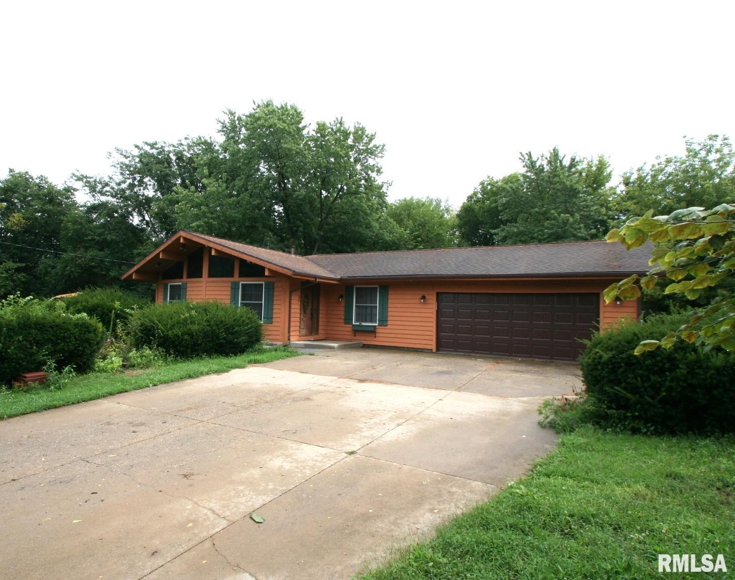 991 Heritage Drive Property Photo 1