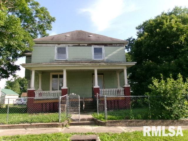 100 W MAIN Street Property Photo 1