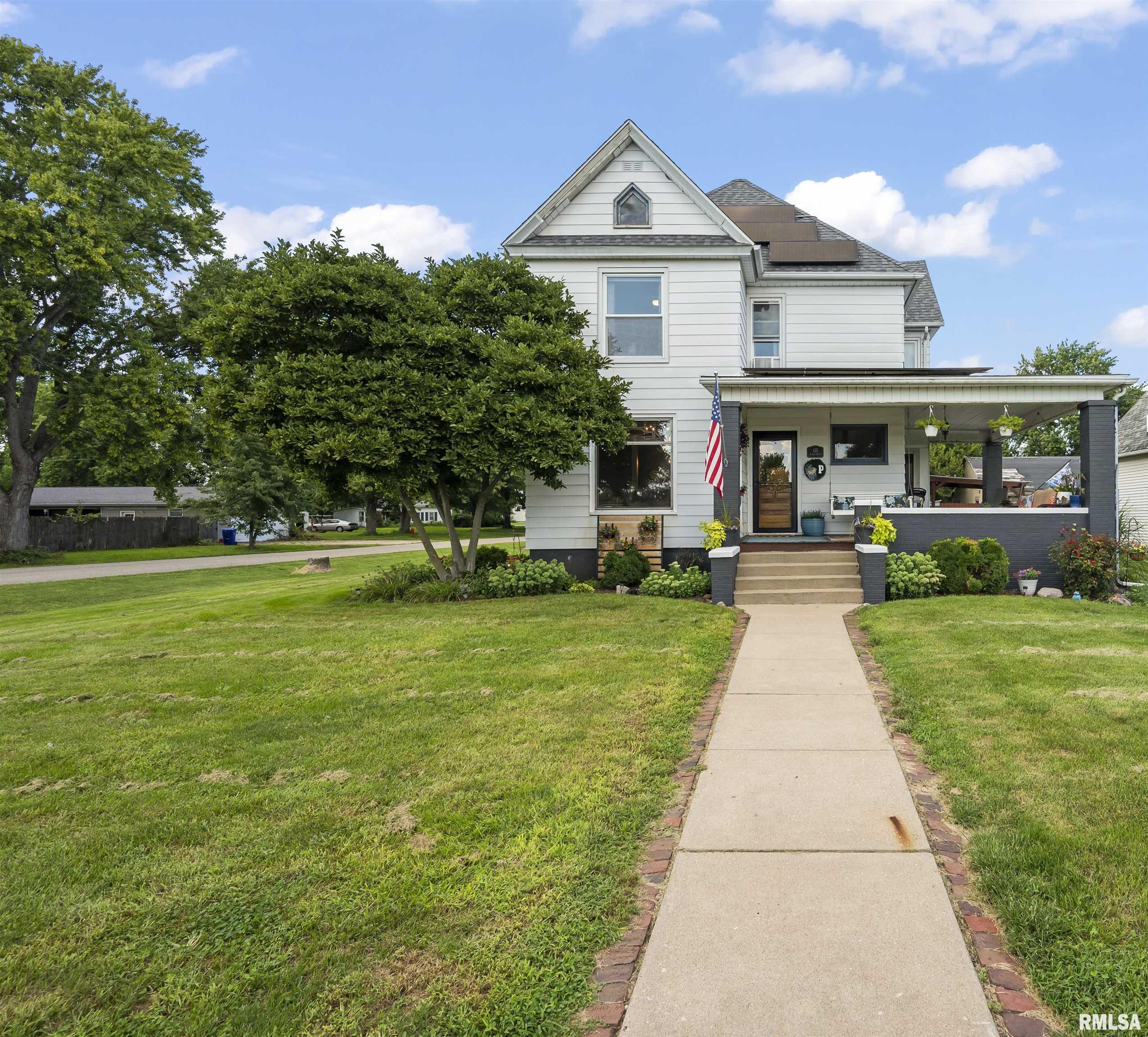 133 W Clay Street Property Photo 1