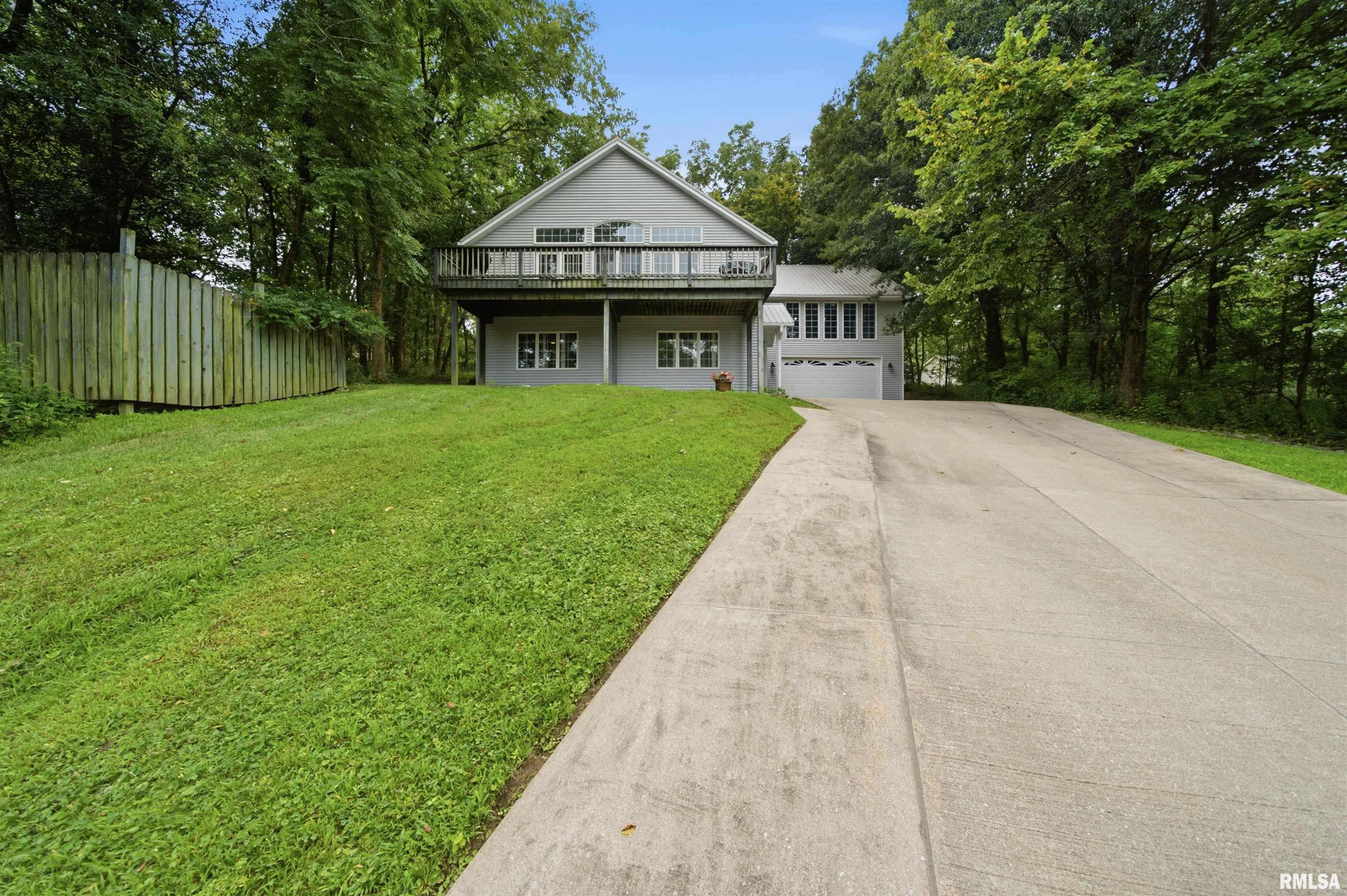 447 PLEASANT VIEW Circle