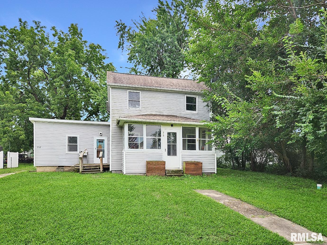 312 W CLINTON Street