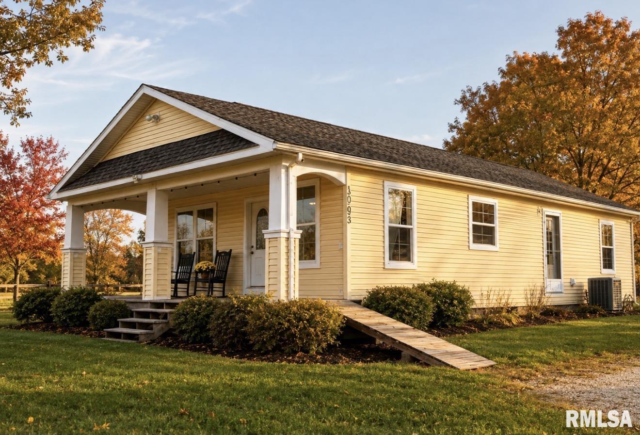 1393 Lacon Road Property Photo 1