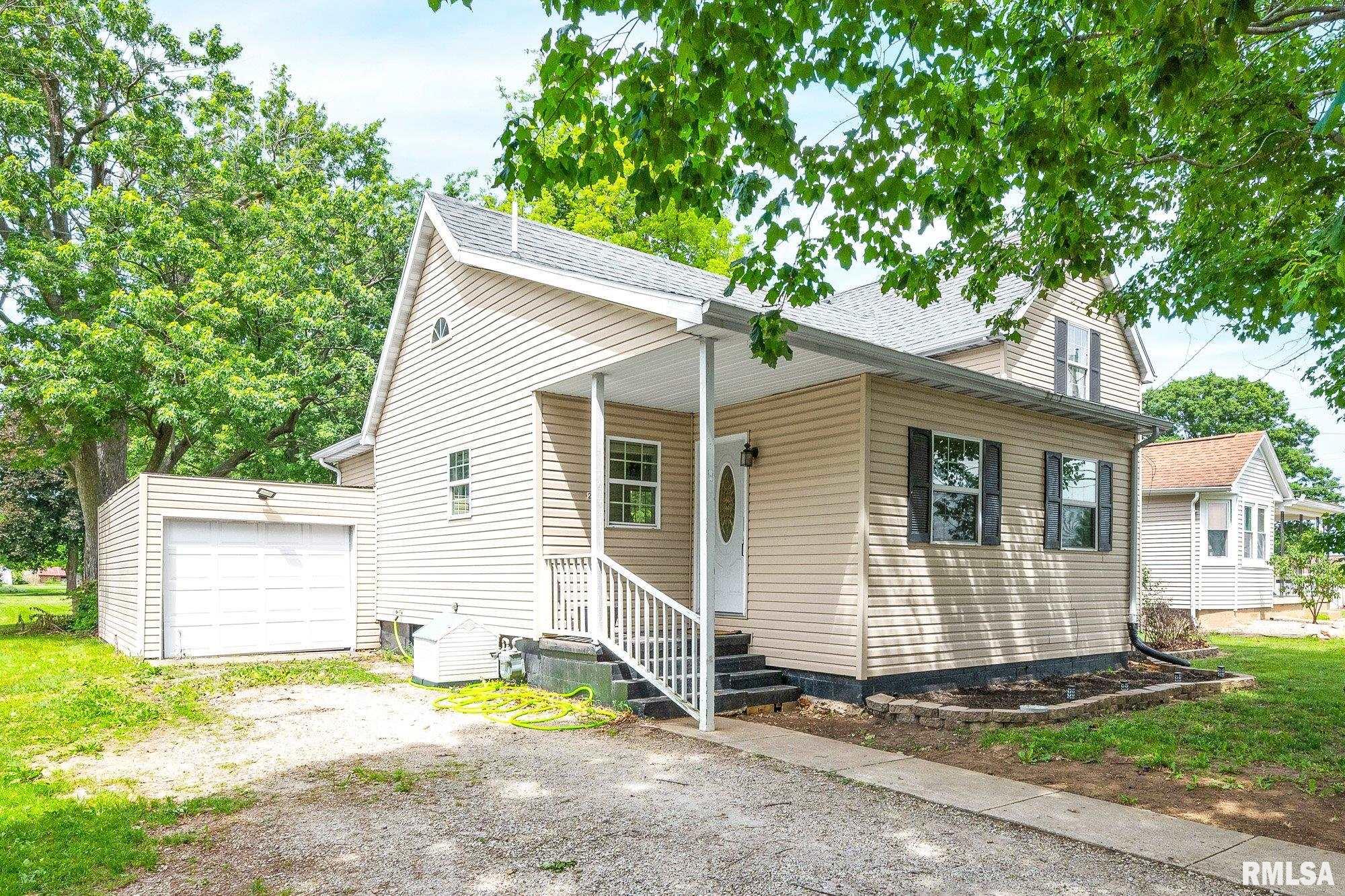 202 W 4TH Street
