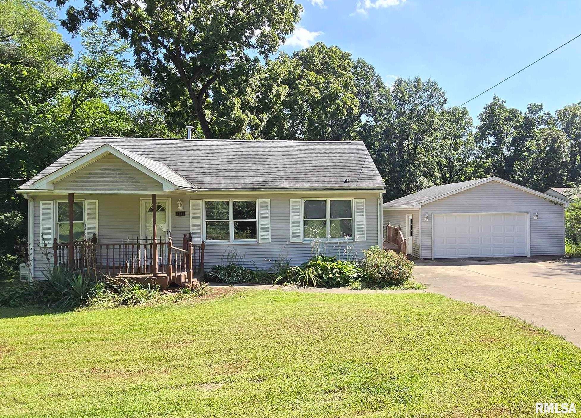 3116 W Sylvan Lane Property Photo 1