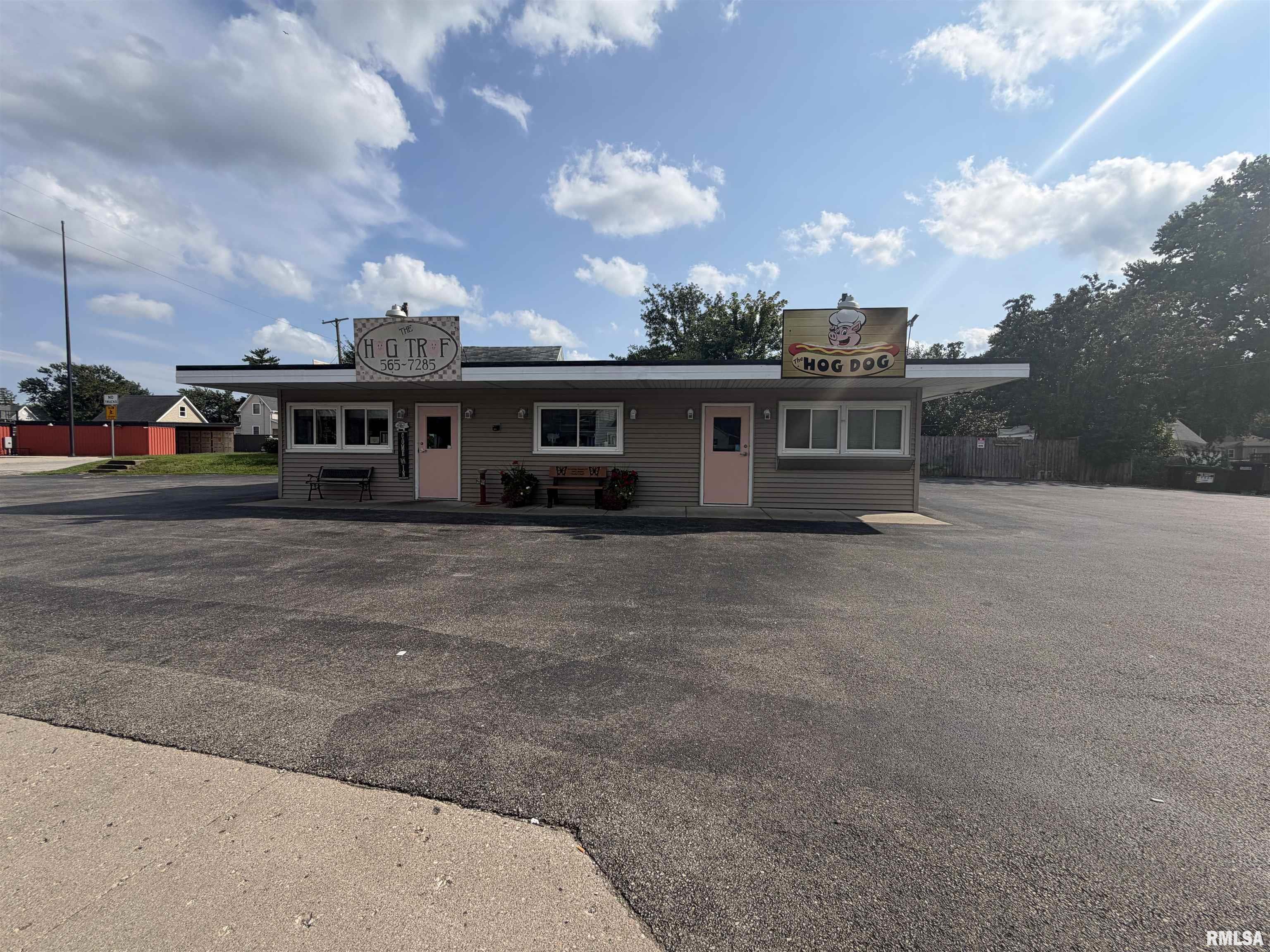 12808 W Farmington Road Property Photo 1