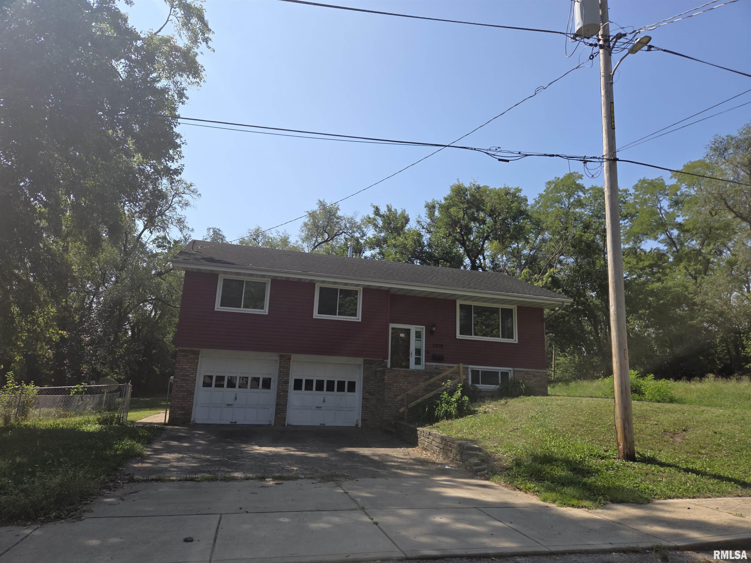 2608 W Fremont Street Property Photo 1