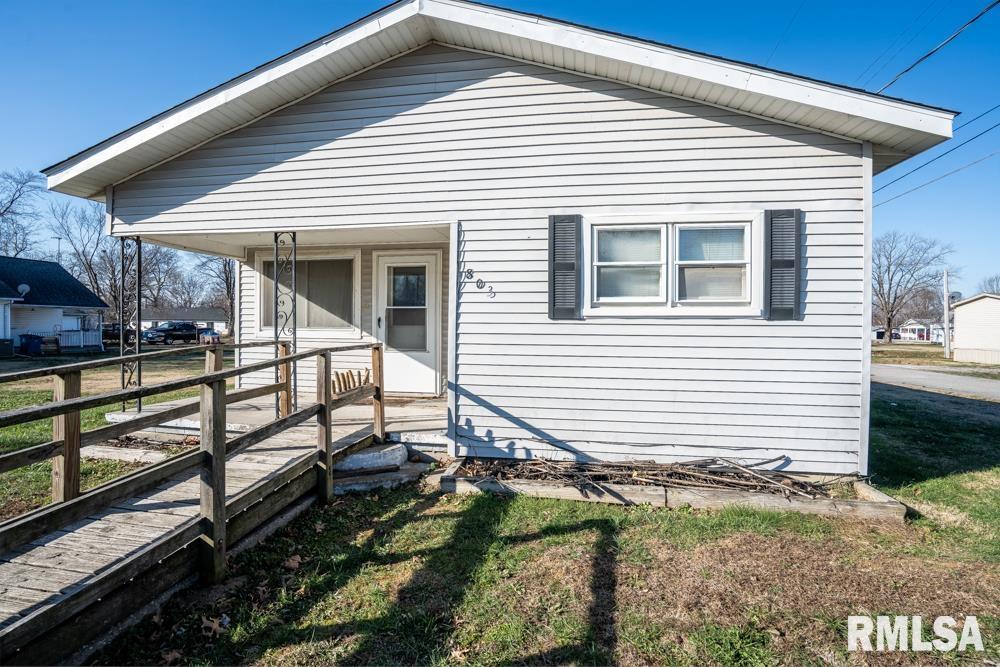 803 S Cockrum Street Property Photo 1
