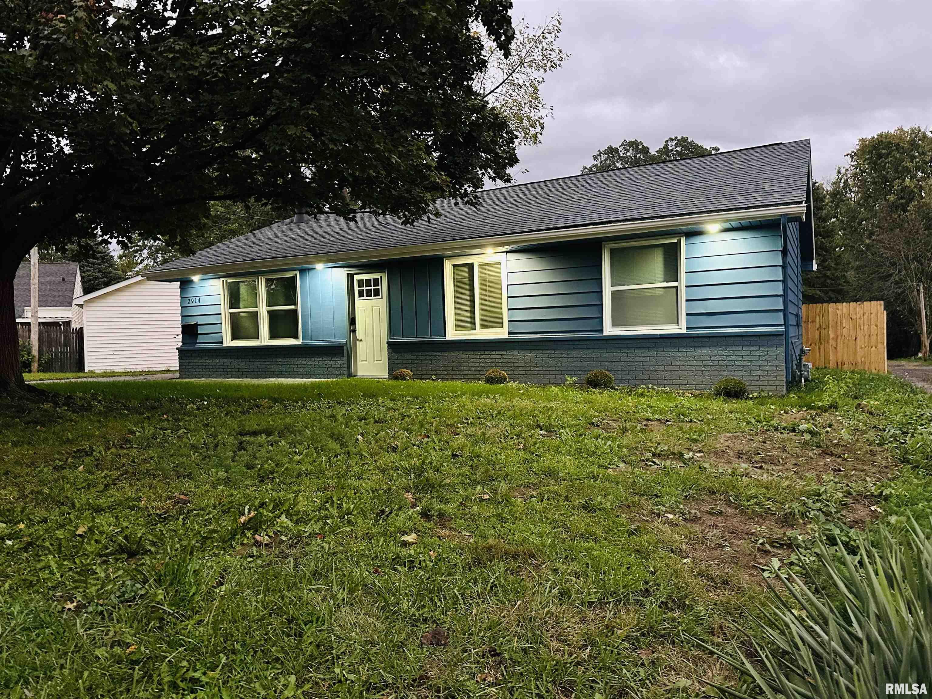 2914 N Isabell Avenue Property Photo 1