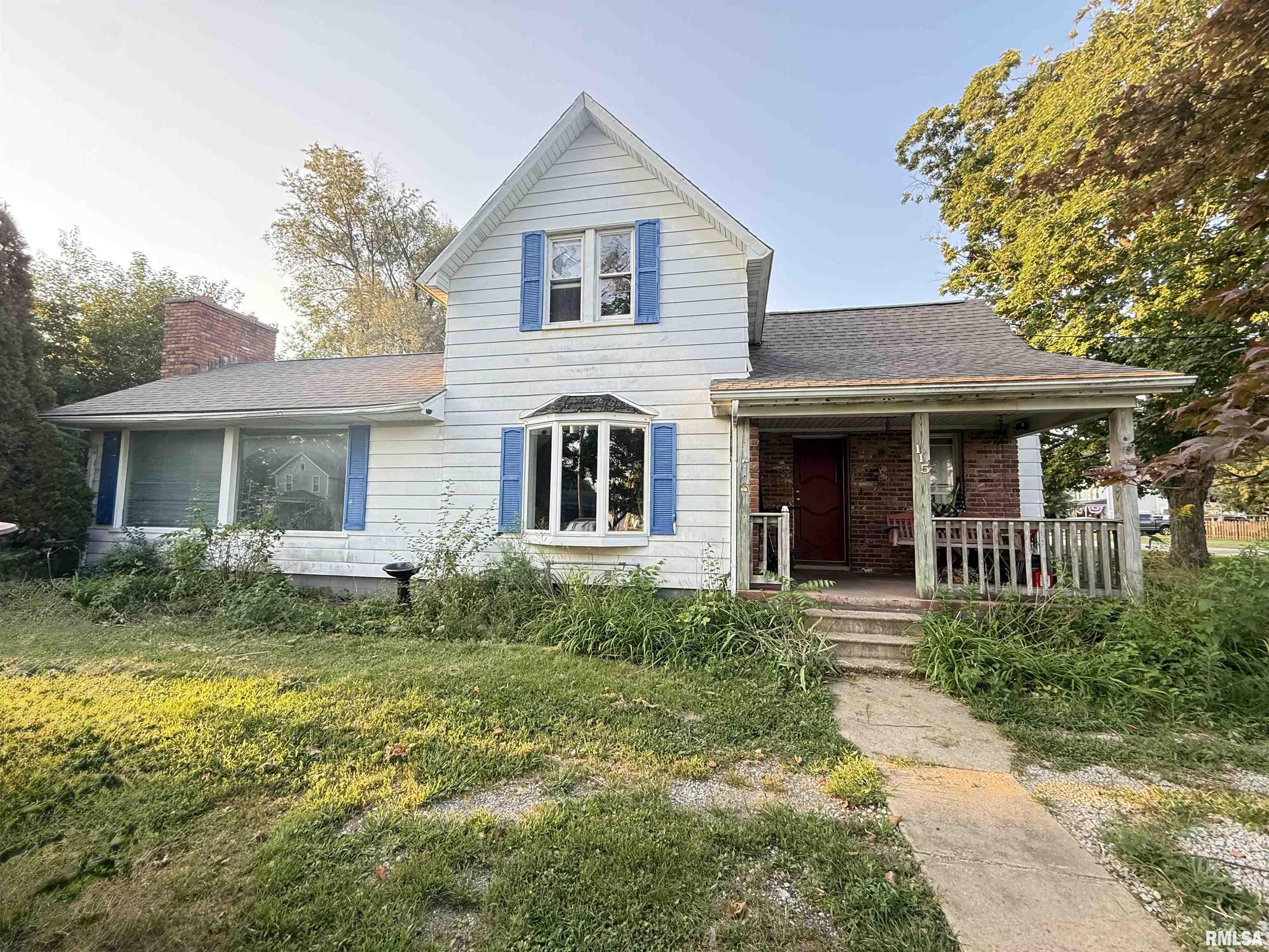 115 E 2nd Street Property Photo 1