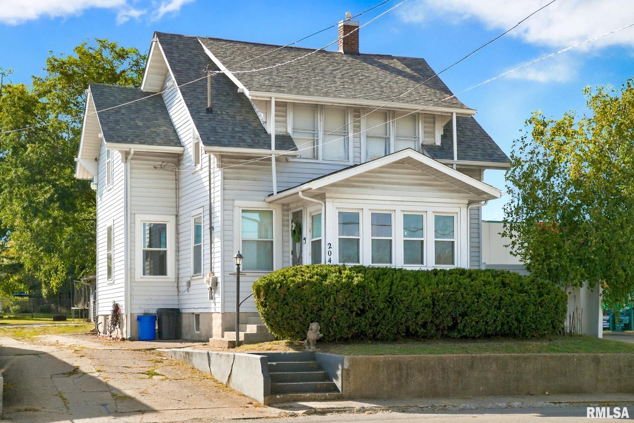 204 S Court Street Property Photo 1