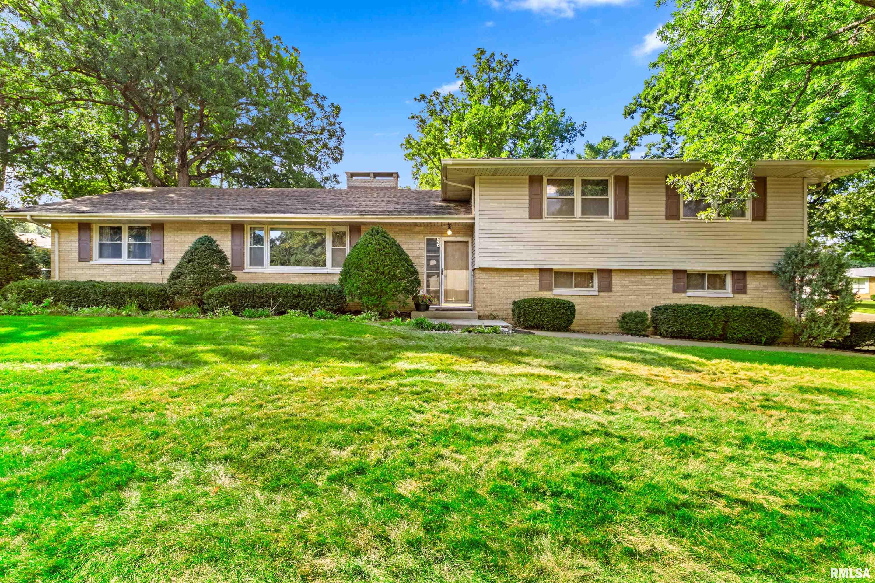 303 Shady Knolls Drive Property Photo 1
