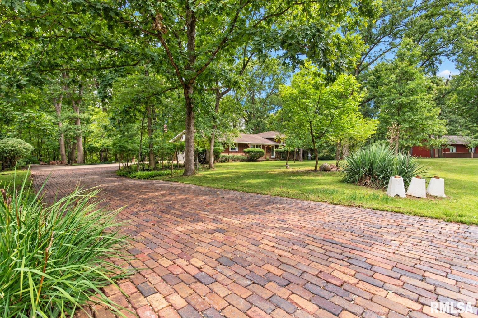 11831 Hickory Springs Drive Property Photo 1