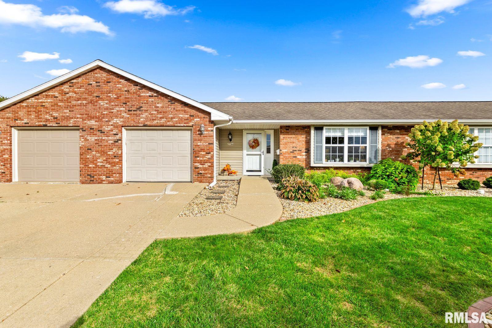 2744 Village Court Property Photo 1