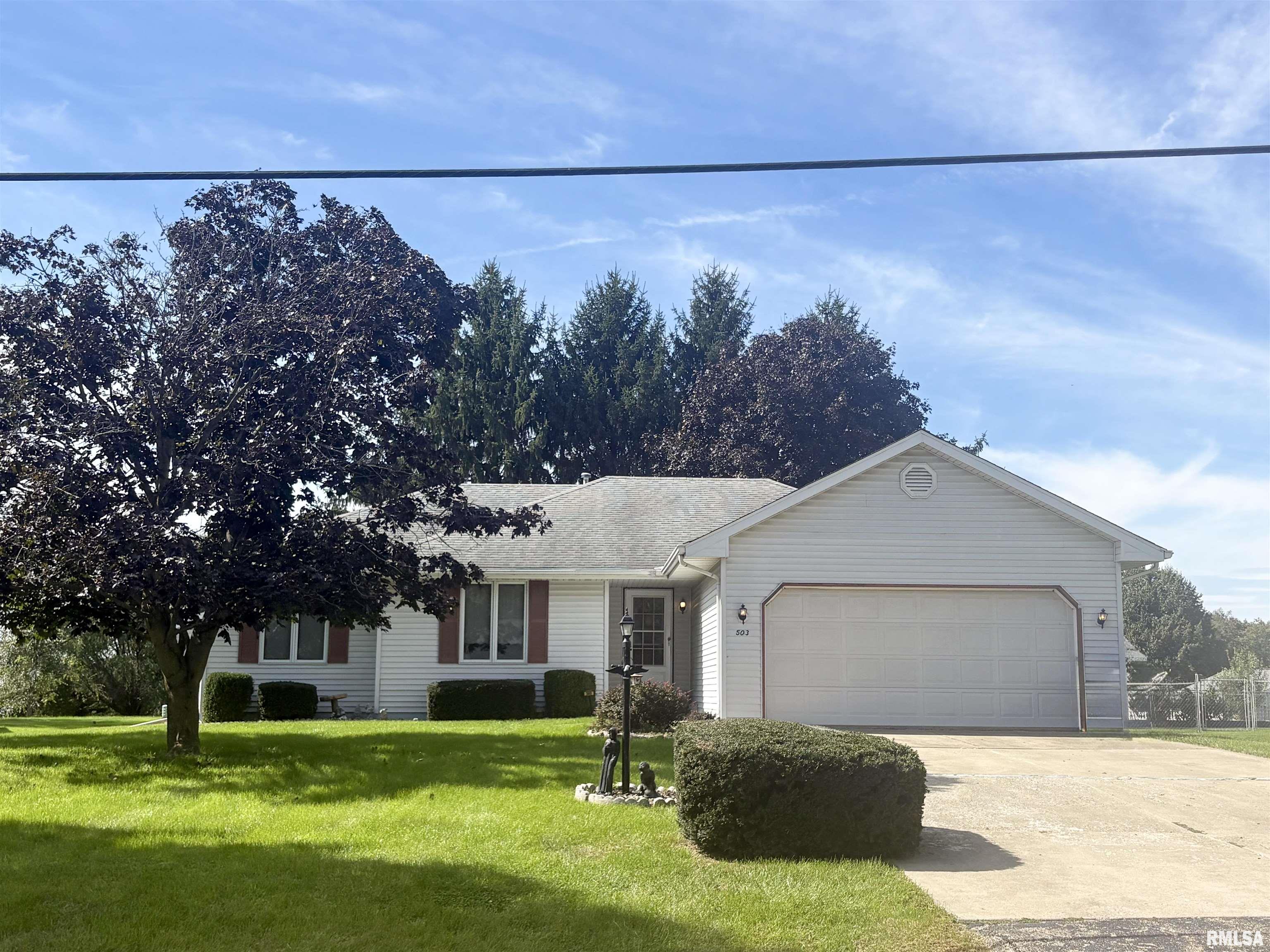 503 N Pekin Lane Property Photo 1