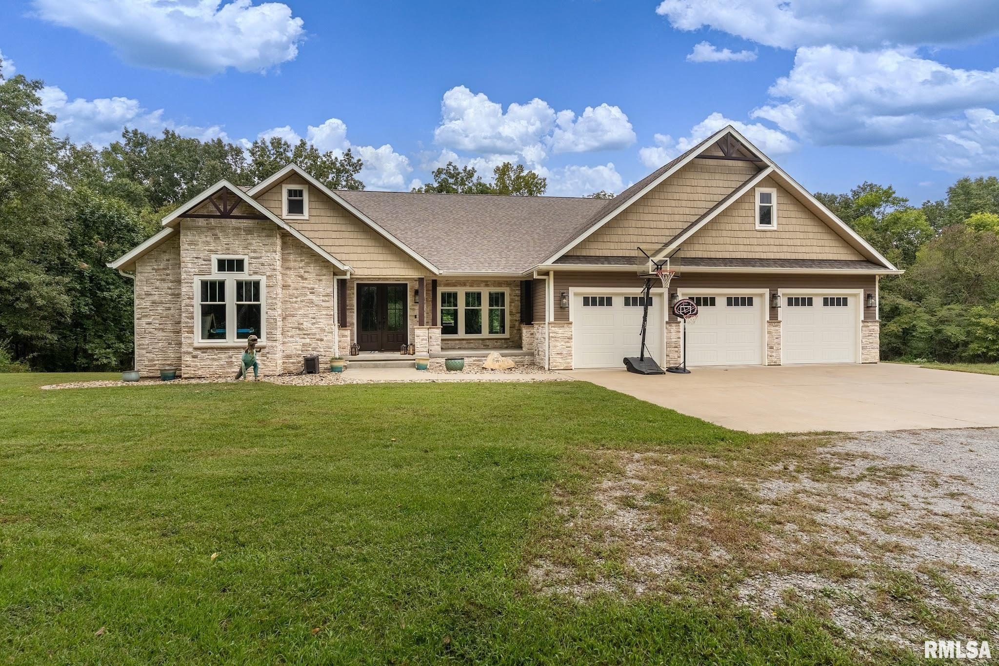 907 Laminack Road Property Photo 1