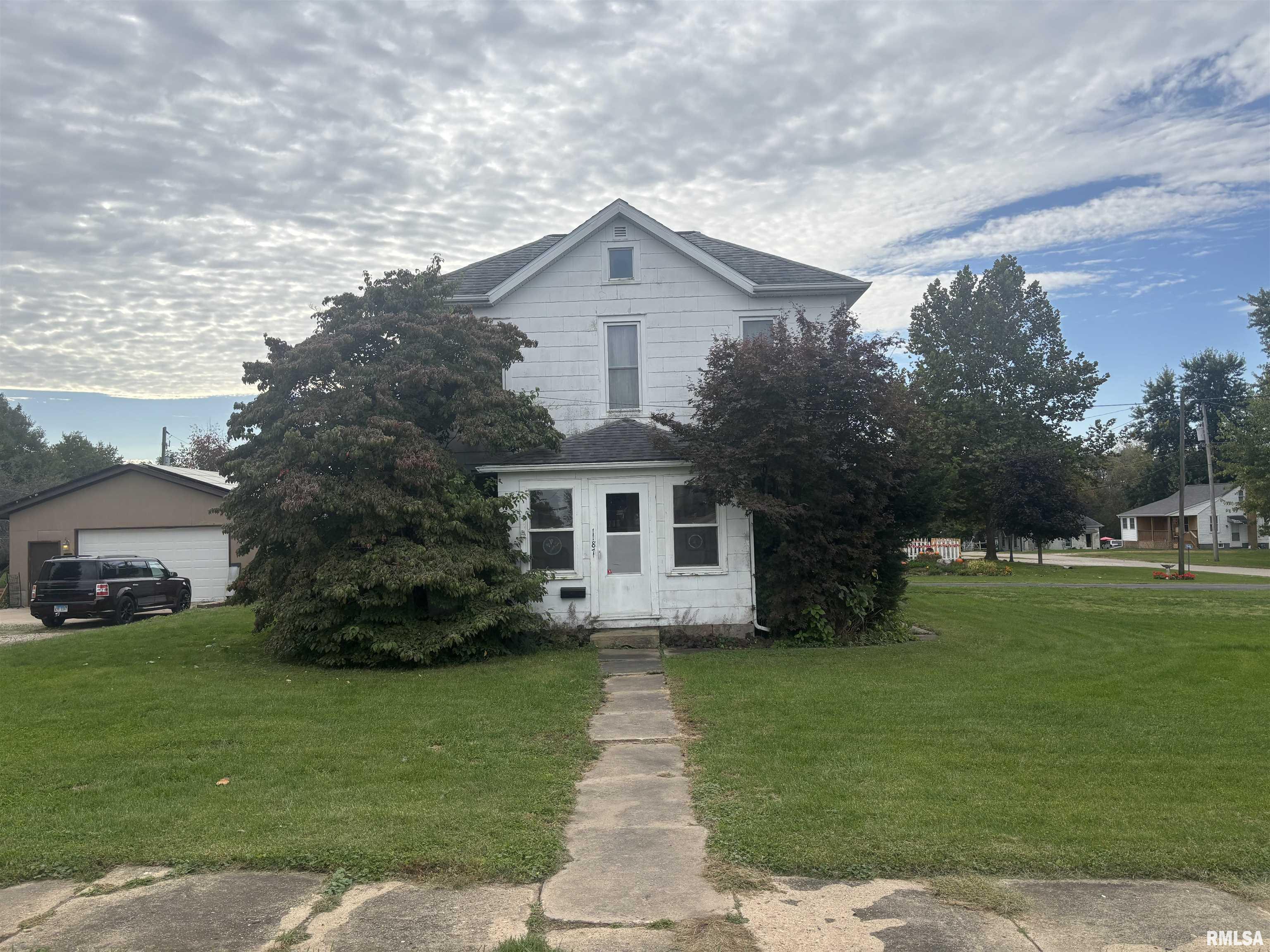 1187 Clark Street Property Photo 1