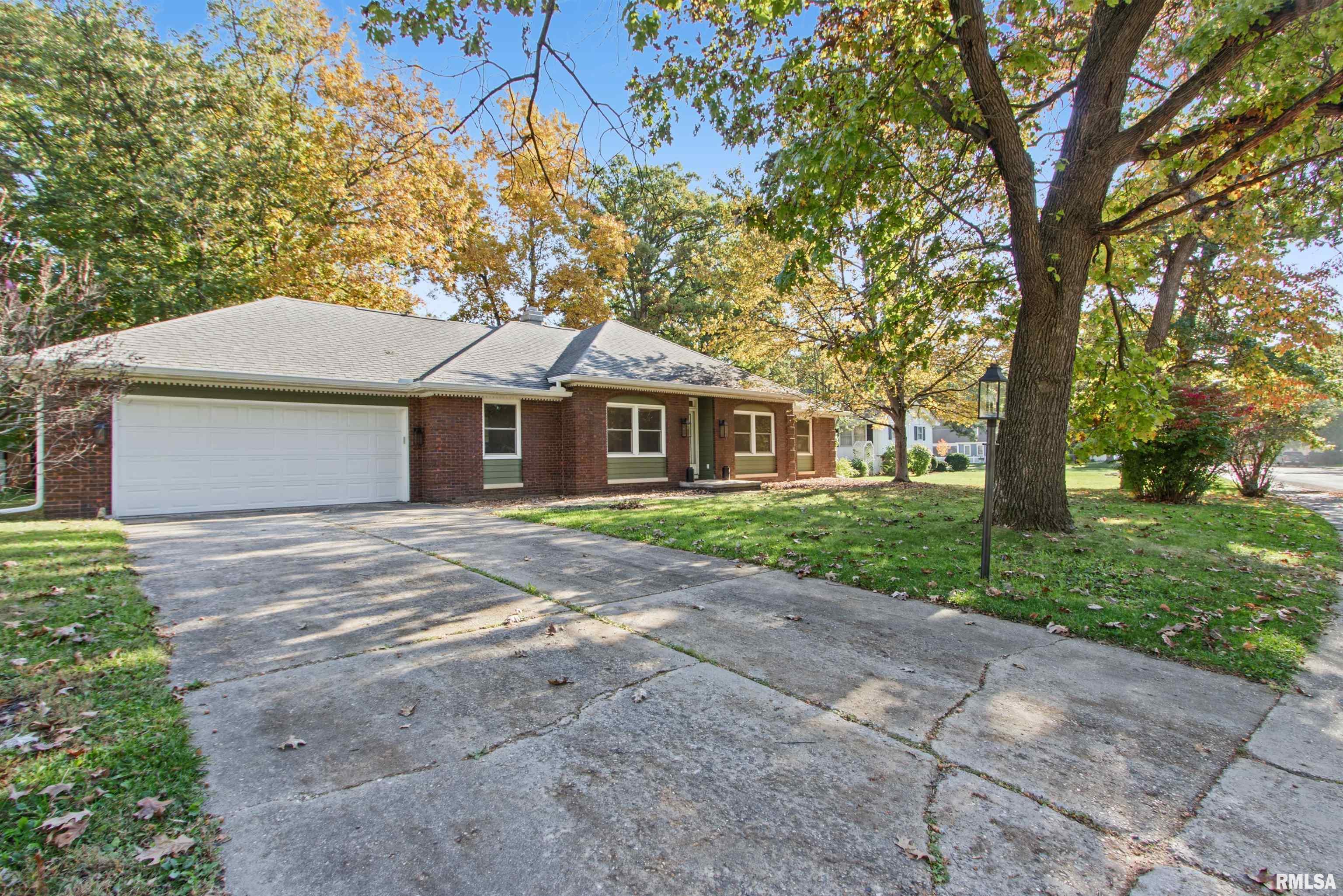 12312 N Lake Forest Drive Property Photo 1