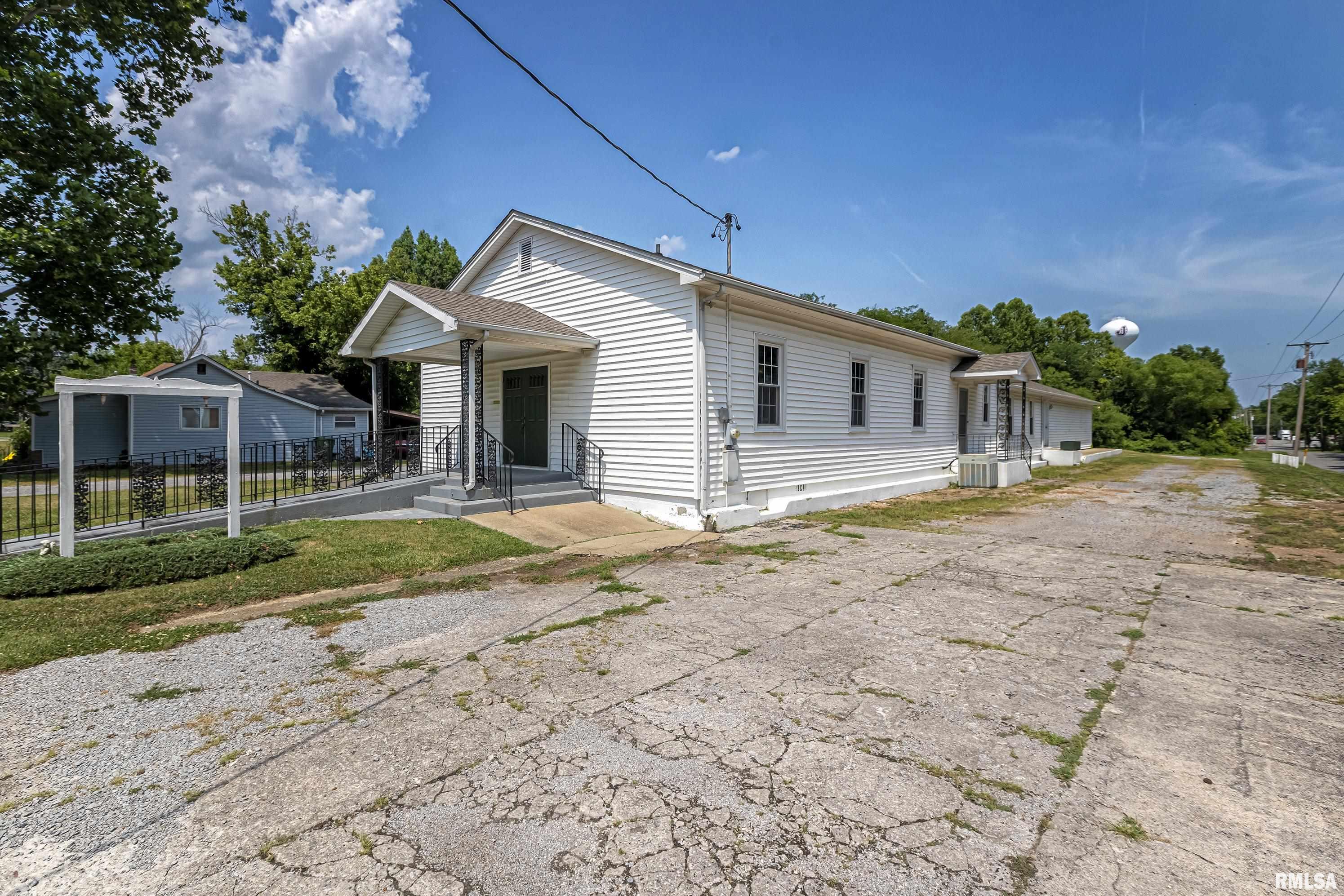 901 Gent Avenue Property Photo