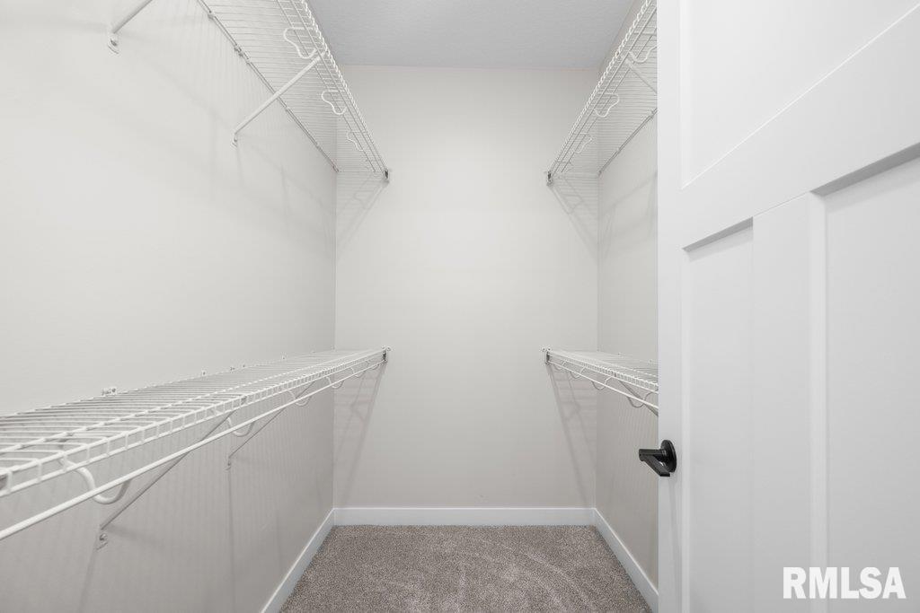1102 Eagle's Crest Drive Property Photo 17