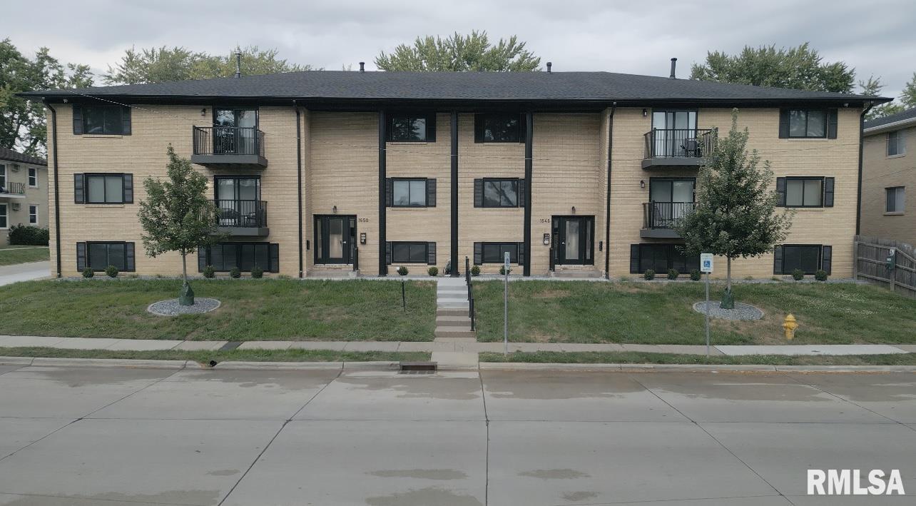 1650 W 42nd Street Property Photo