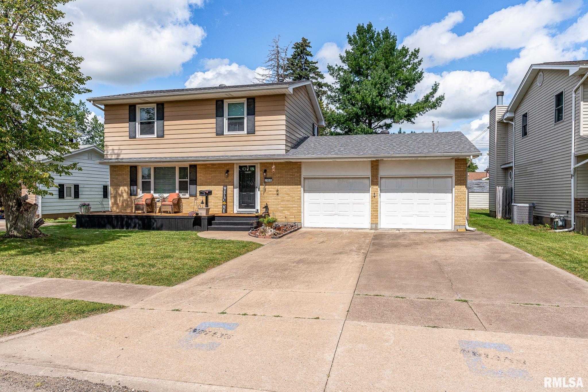 900 14th Place Property Photo