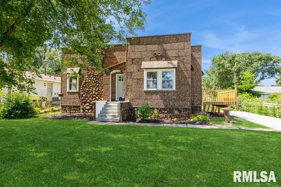 432 12th Street Property Photo